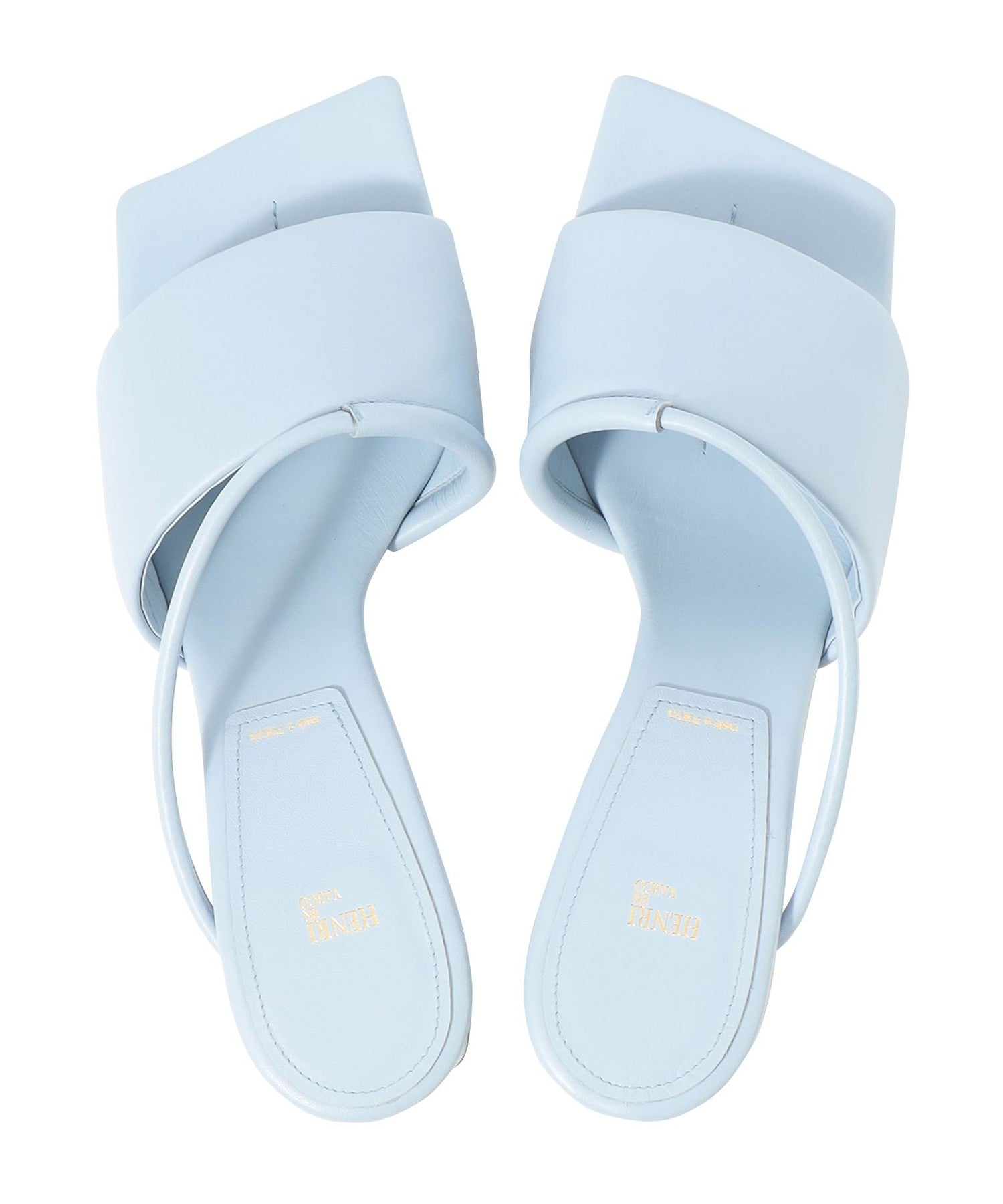 2352-6443135322__A,22,