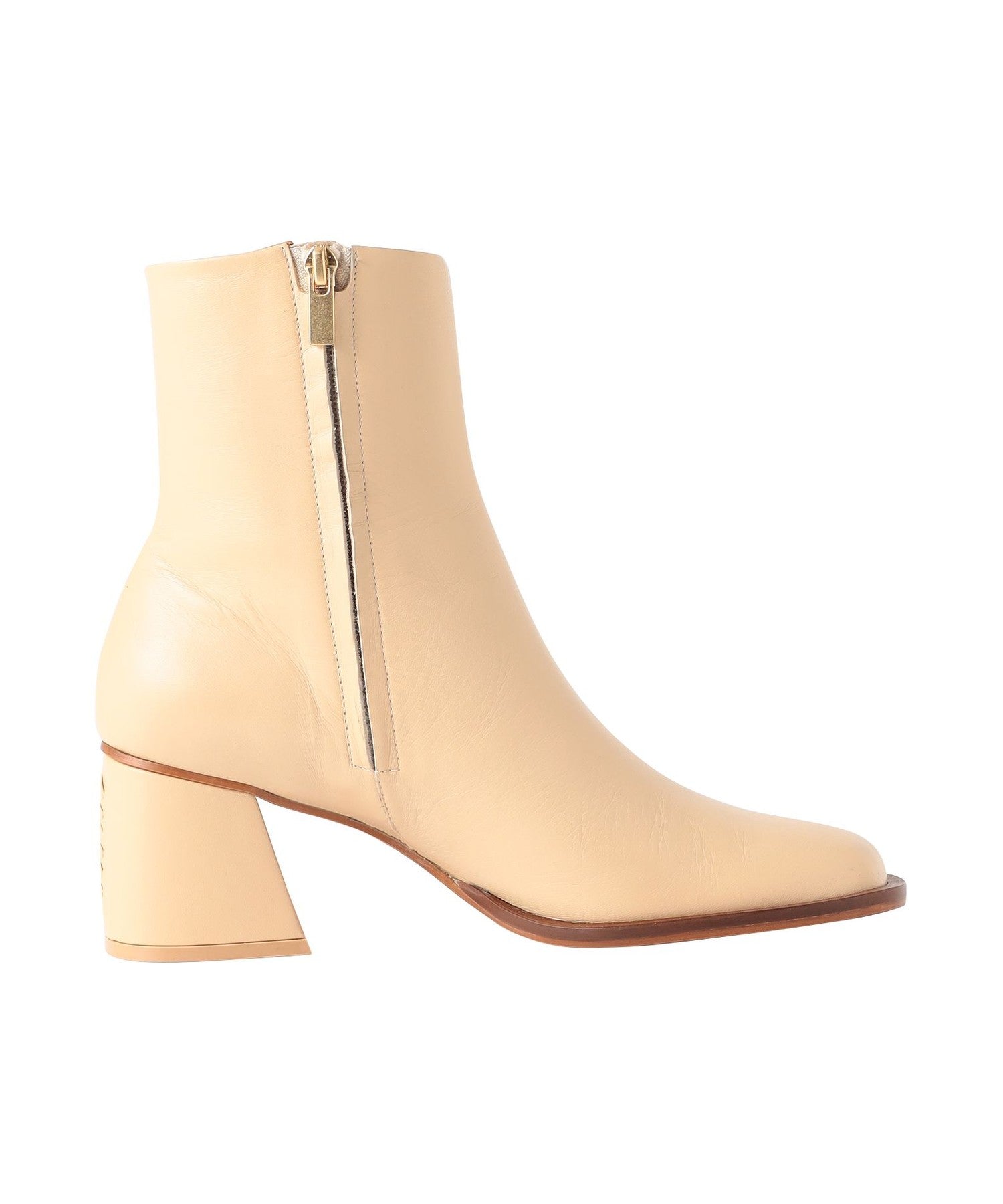 2352-6443170142__C,42,