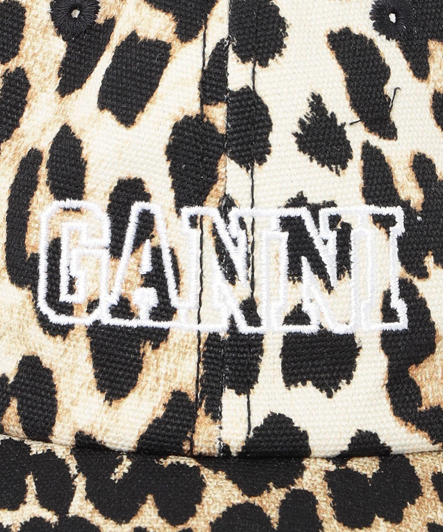 2352-6451042347__D,47,