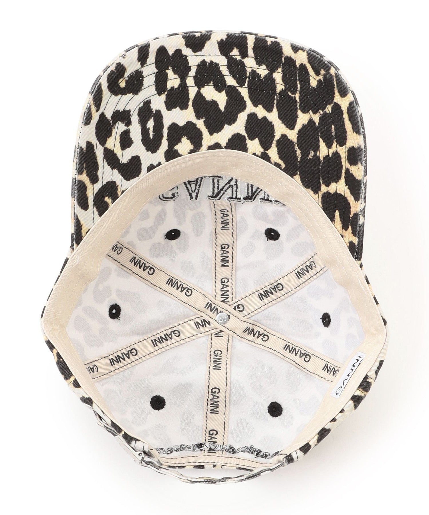 2352-6451051247__C,47,