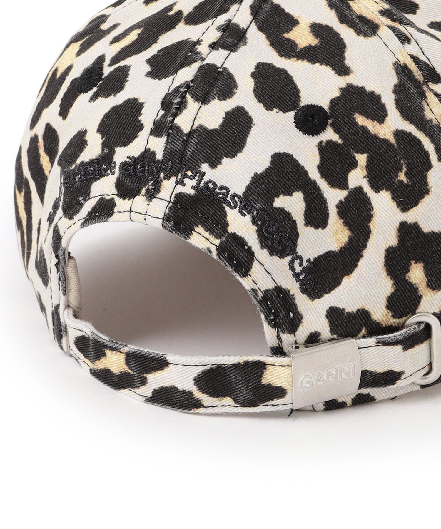 2352-6451051247__F,47,