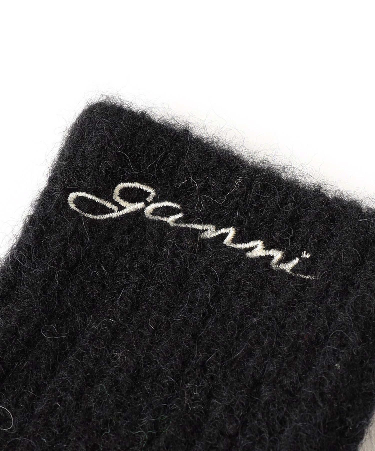 2352-6461048909__L,09,