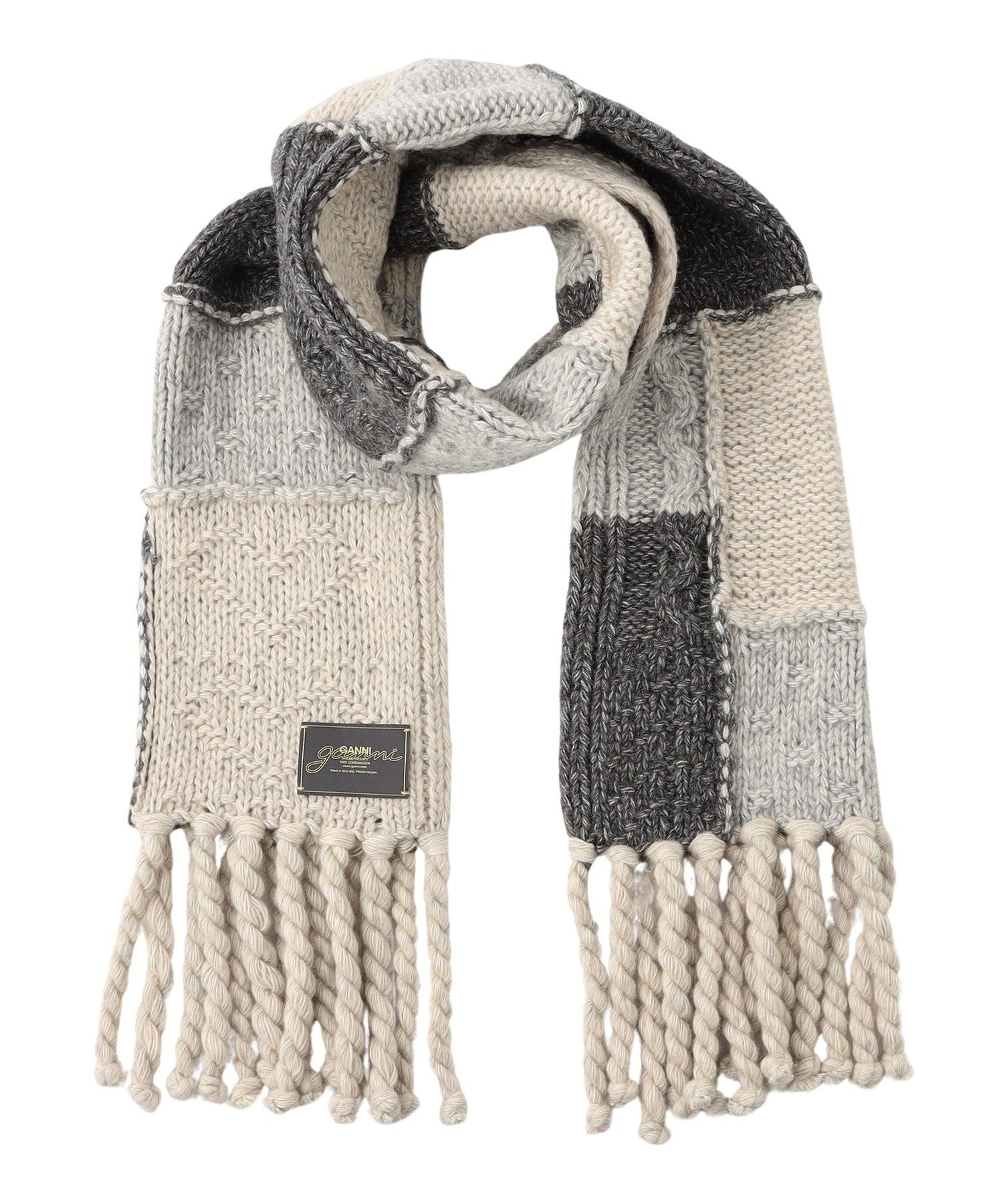 2352-6471052205__,05,