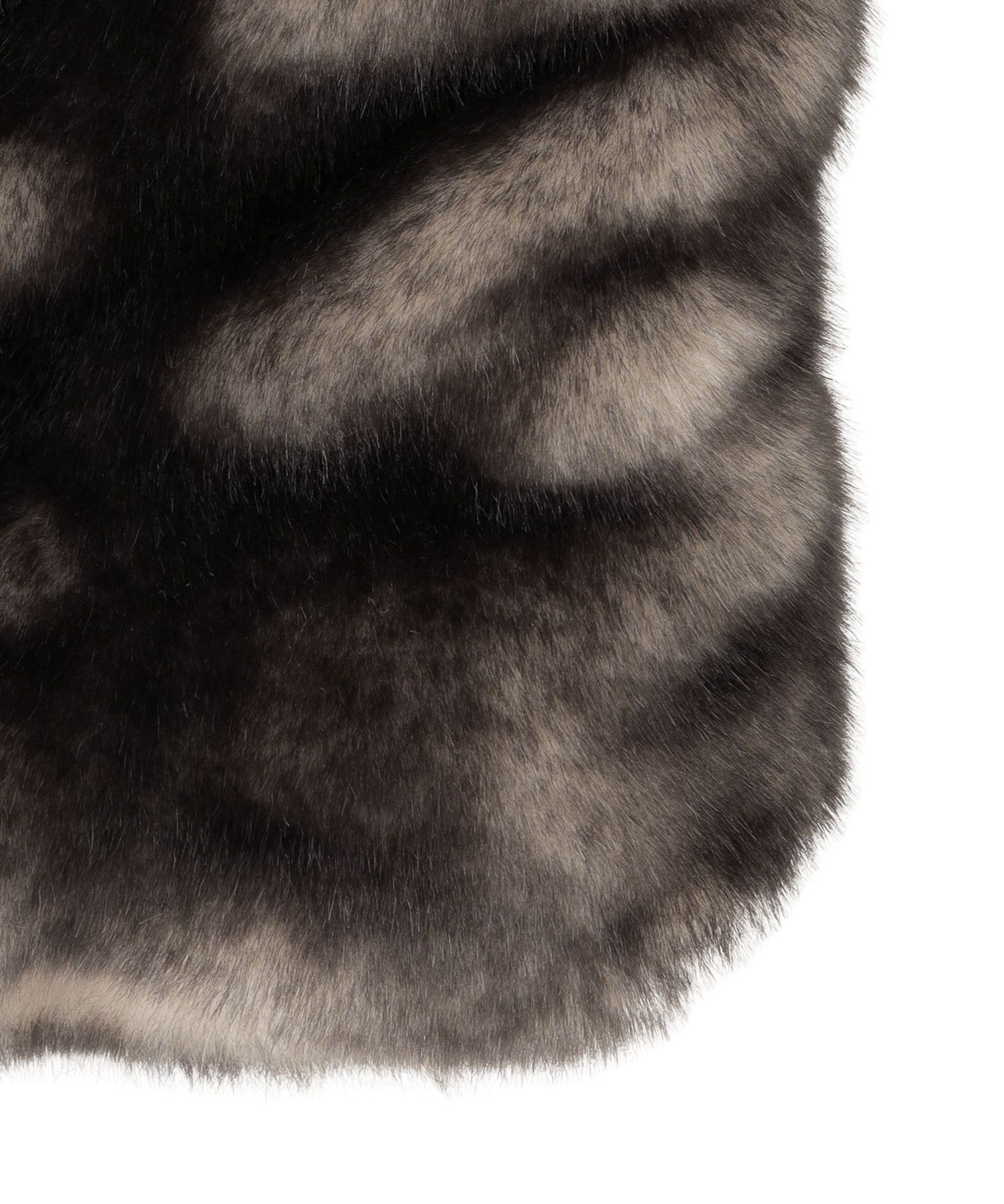 2352-6476660757__I,57,