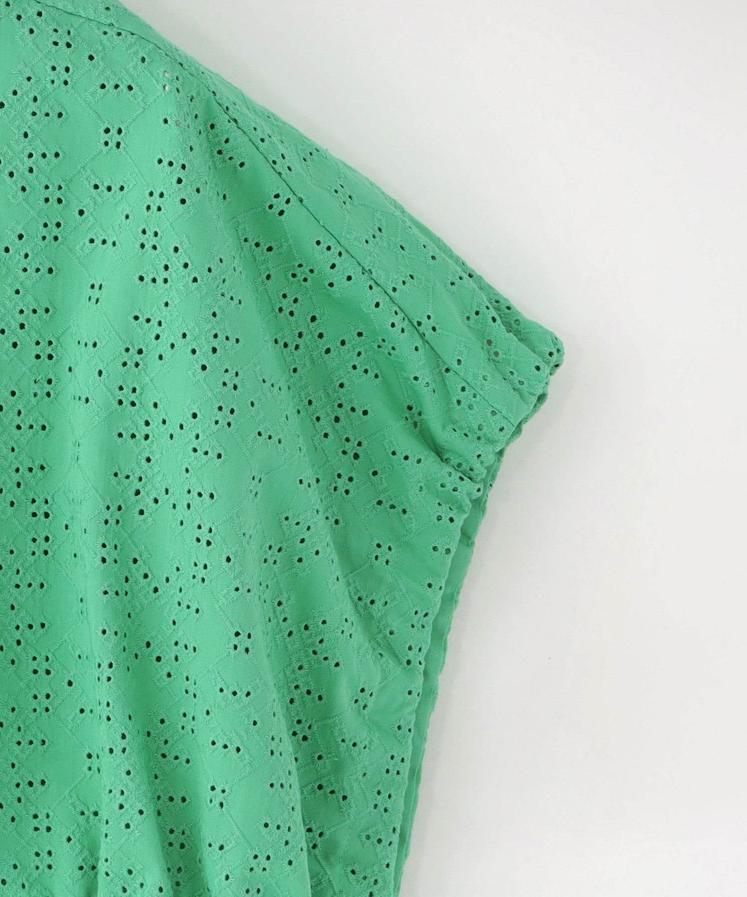 2352-64M6536774__J,74,