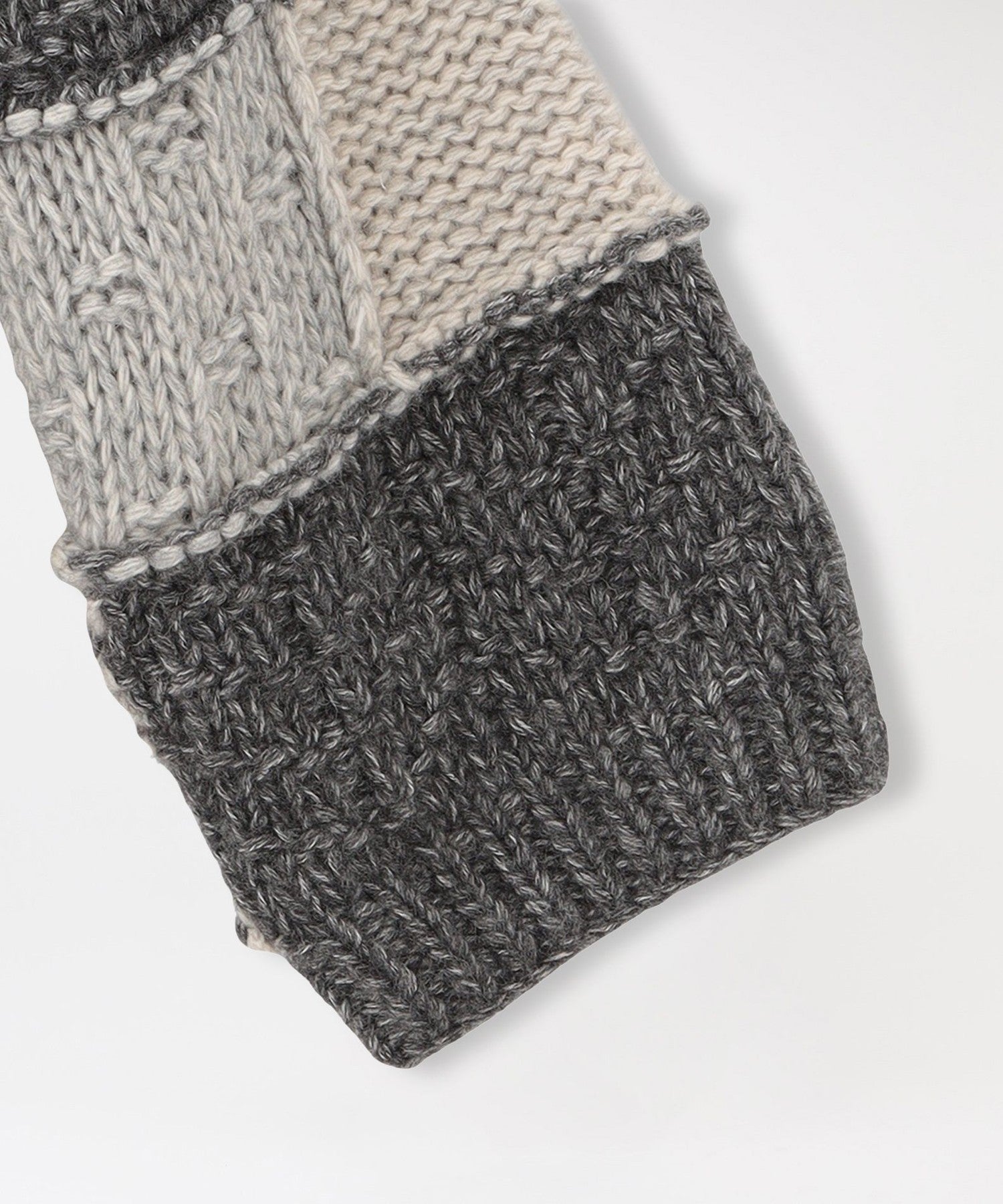 2352-64N1052105__J,05,