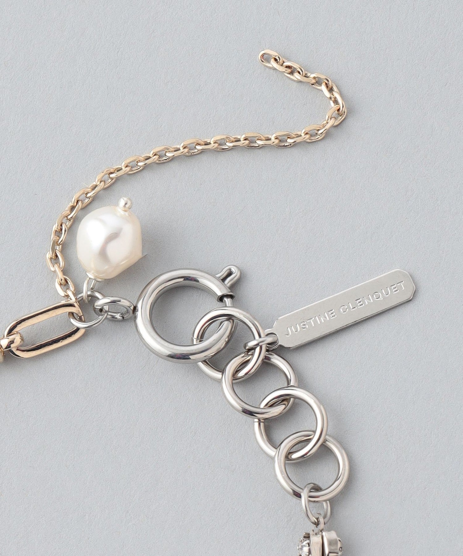 2352-64V5820494__I,94,