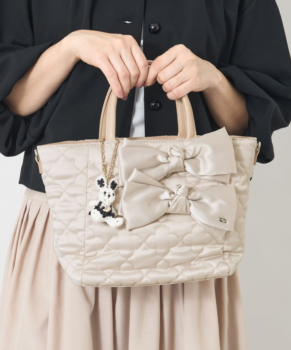 サテンフラワーキルトトートバッグ(バッグ・ポーチ)｜TO BE CHIC