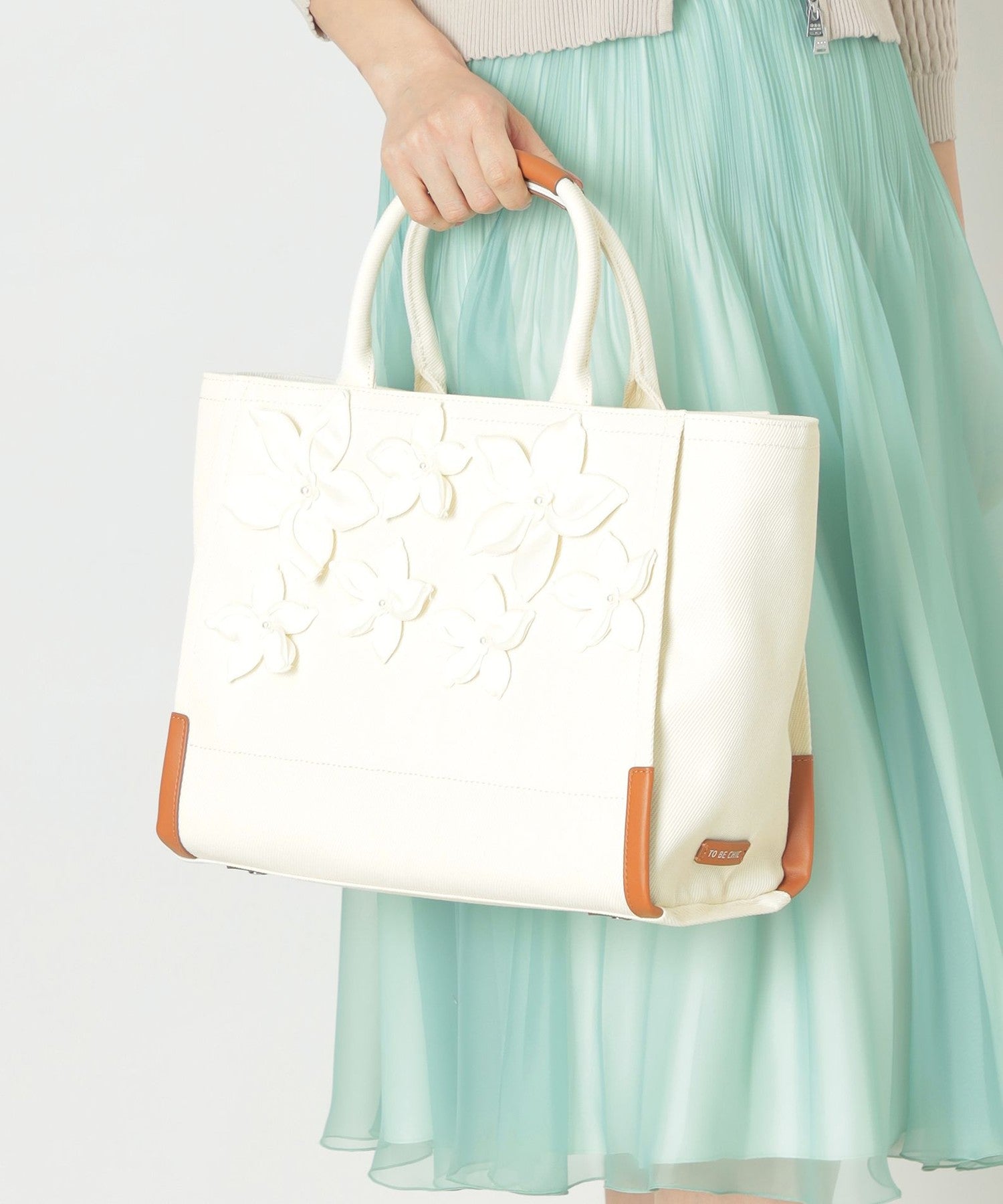 2361-W513051901__H,01,