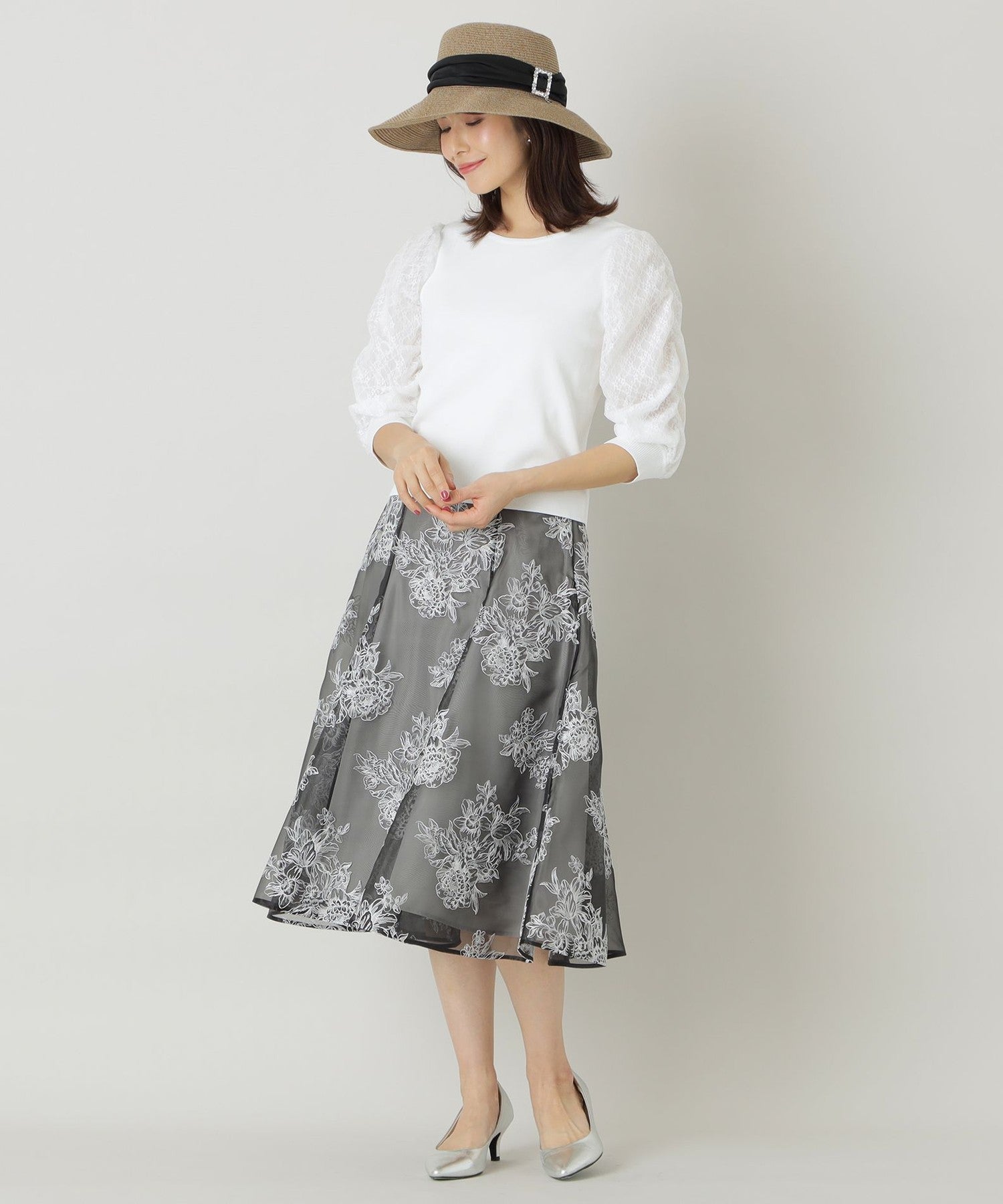 2361-W551933840__I,40,