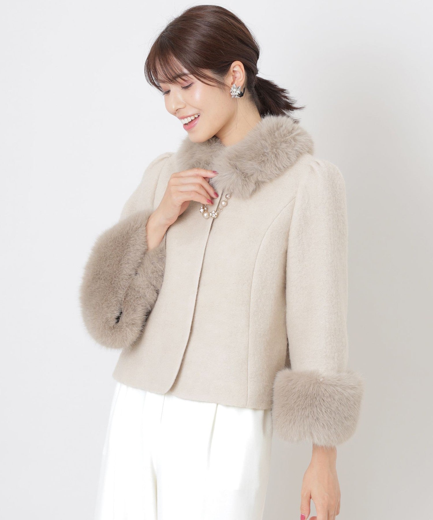 2361-W573024840__,40,