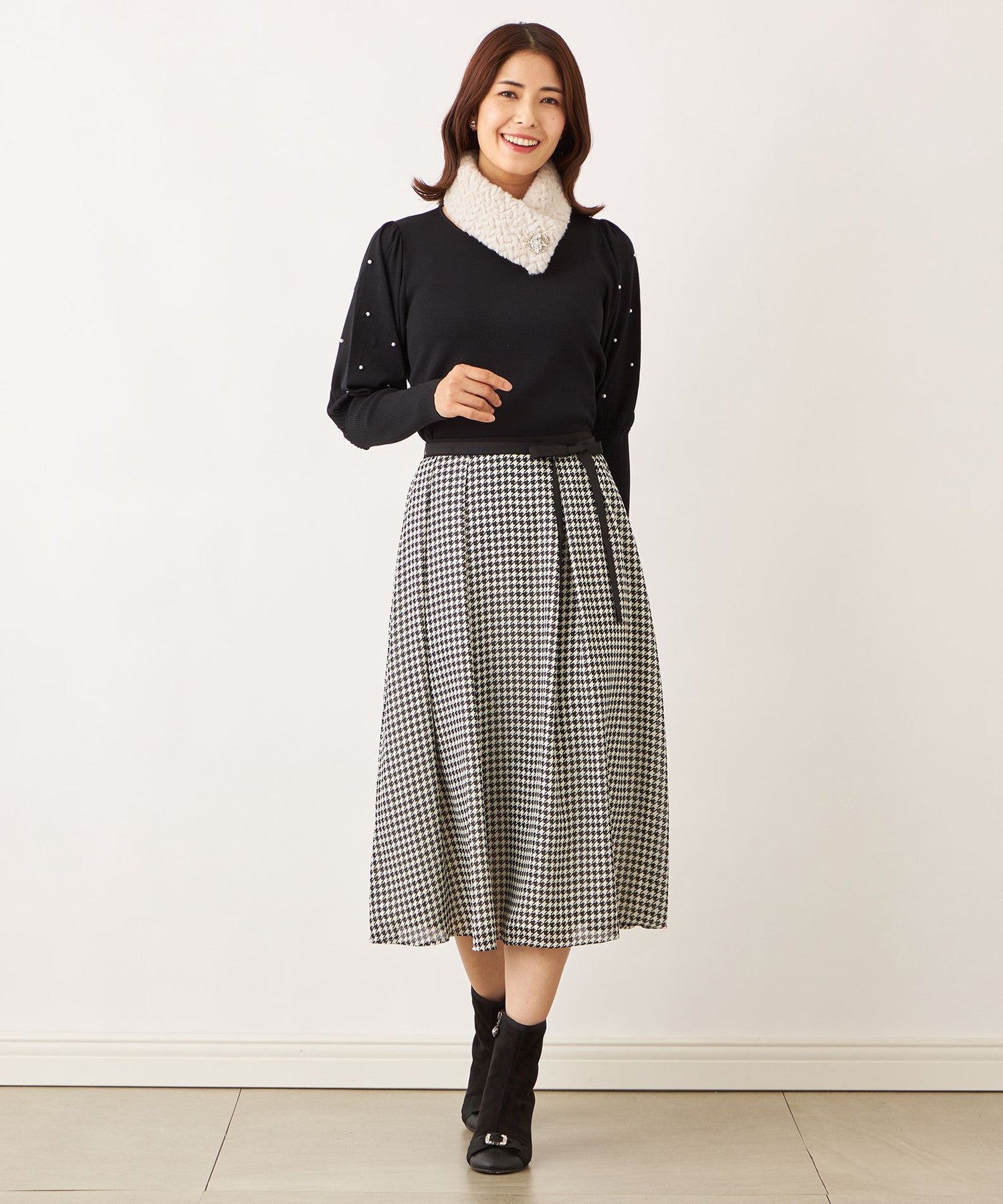 2361-W573863840__J,40,