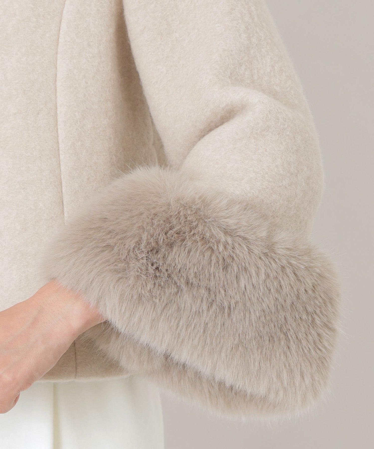 2361-W579024840__I,40,