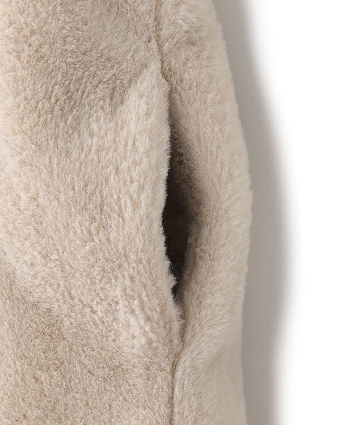 2361-W579044840__M,40,