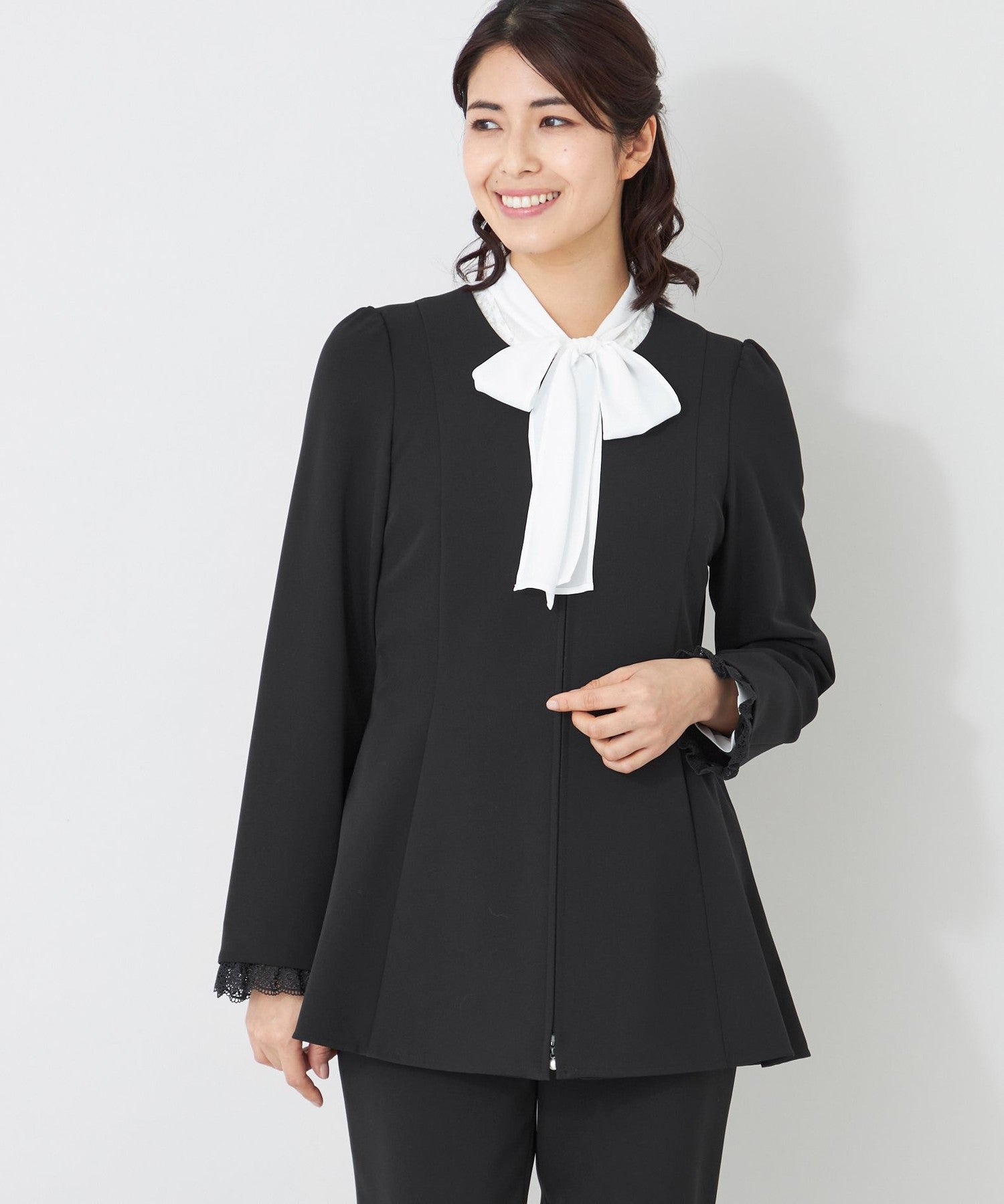 TO BE CHIC 46 チュニック 未使用品 デュアルストレッチ ZIP チュニック(トップス)｜TO BE CHIC(トゥー