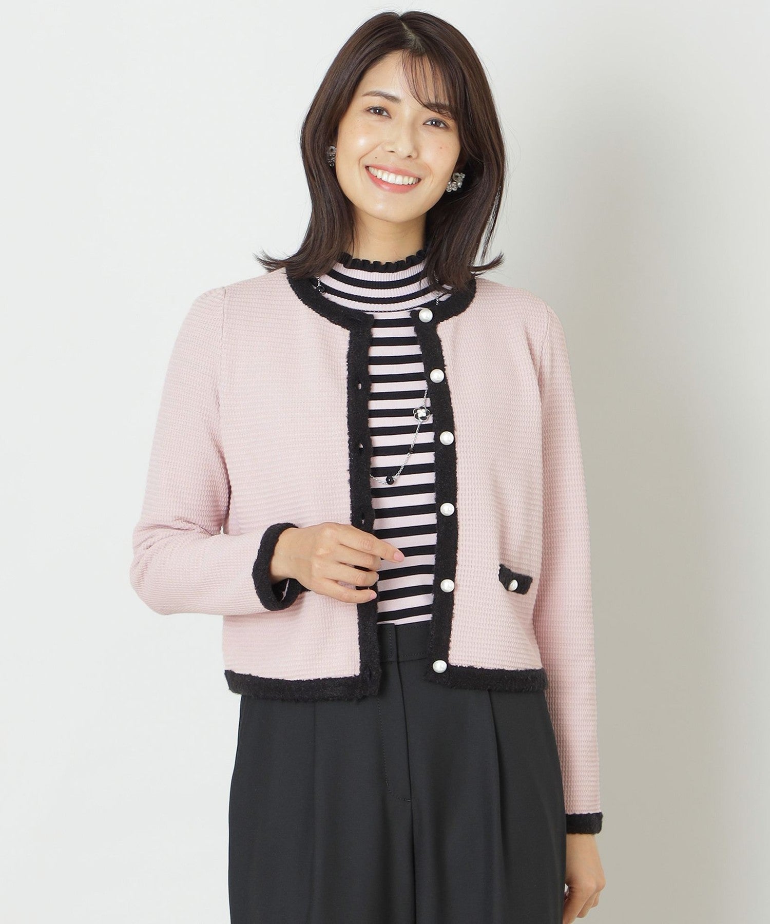 2361-W5F0543912__,12,