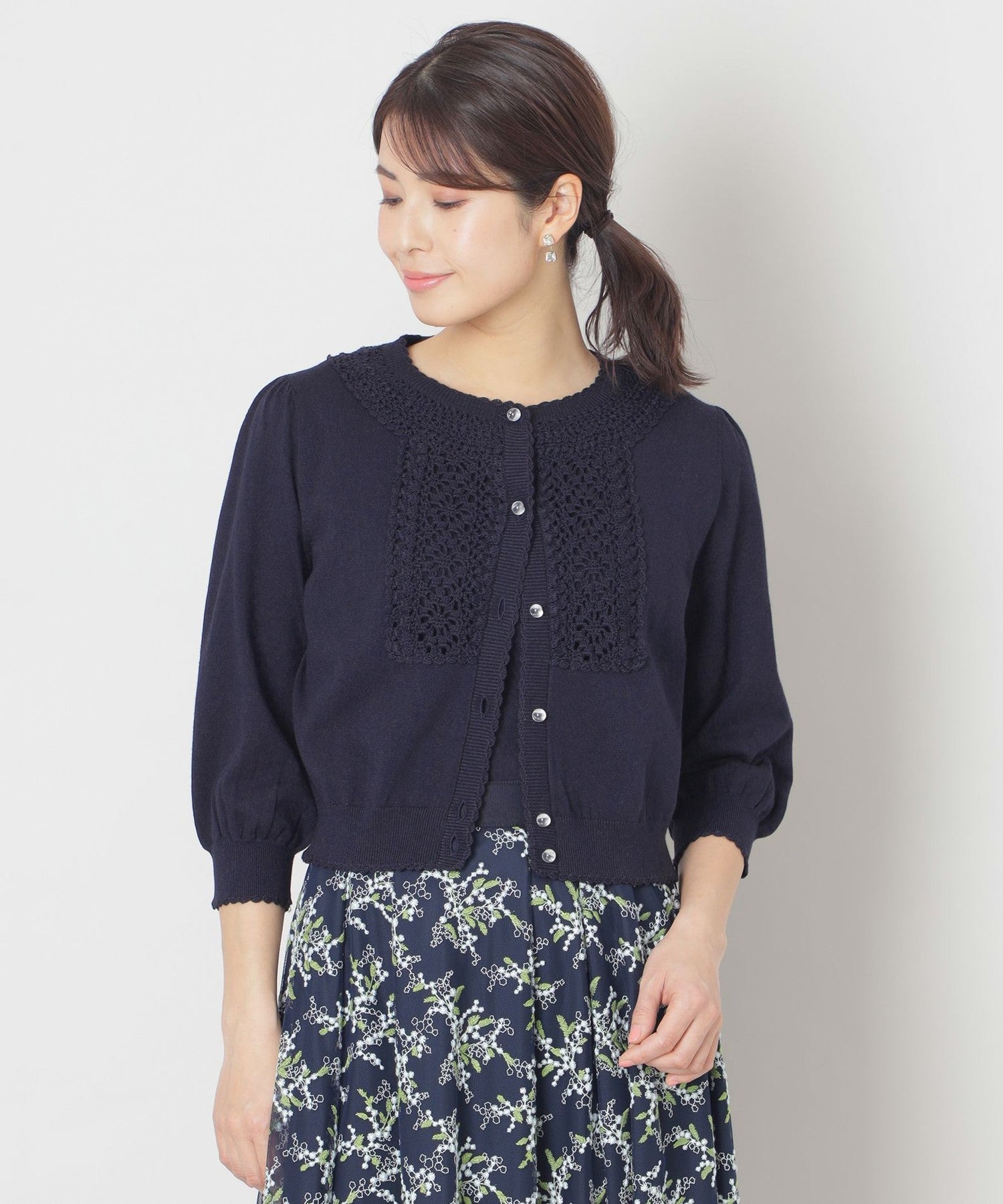 2361-W5F0652928__,28,モデル身長167cm 着用サイズ：40