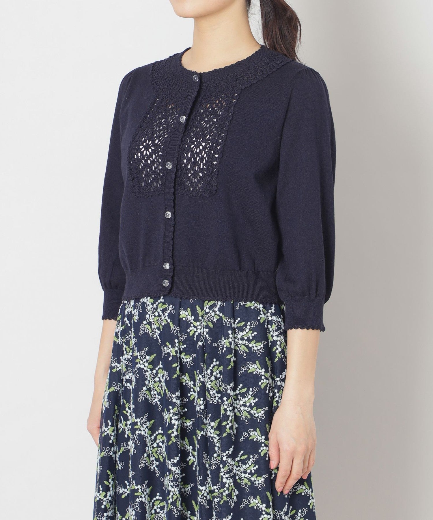 2361-W5F0652928__M,28,