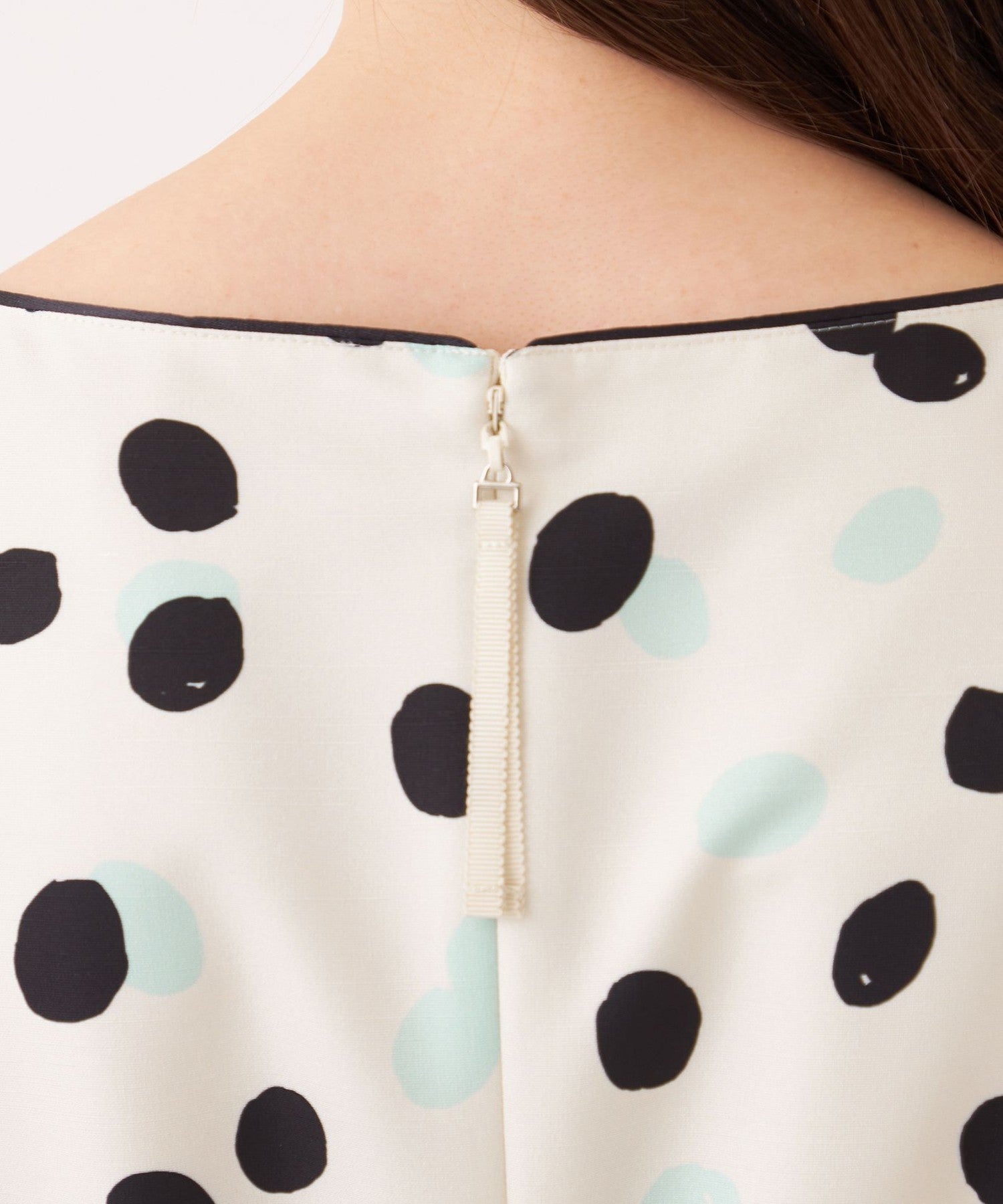 2361-W5J1268140__P,40,