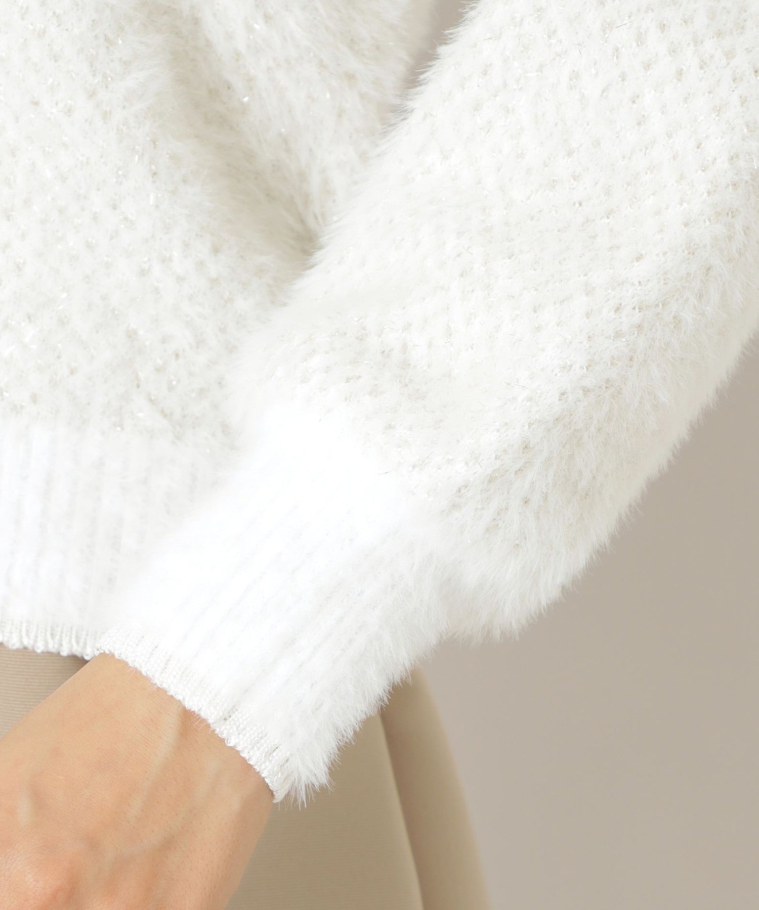 2361-W5N1345940__N,40,