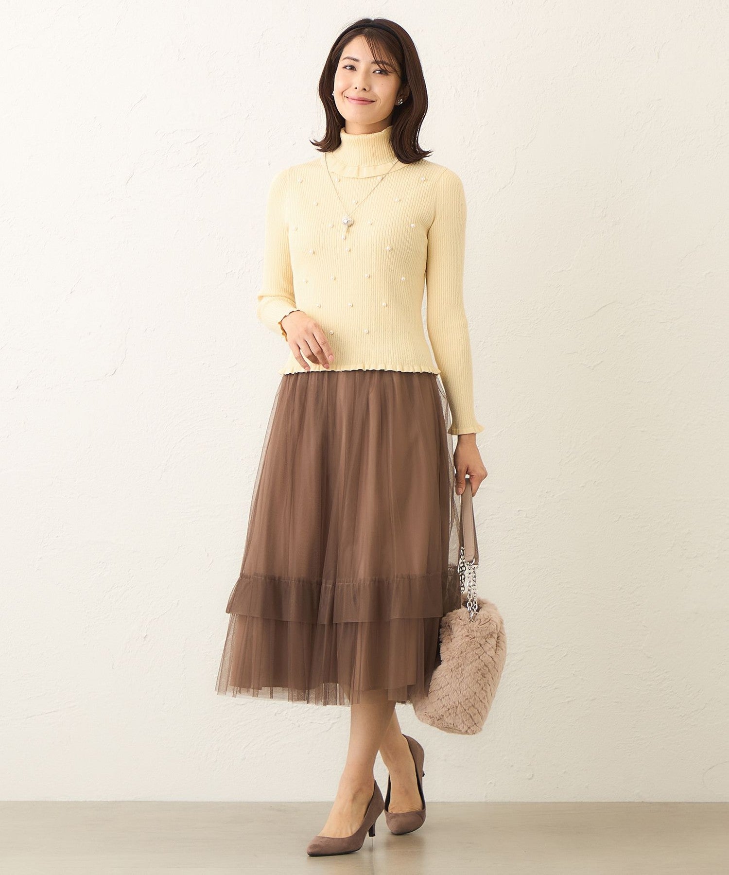 2361-W5N1366560__L,60,