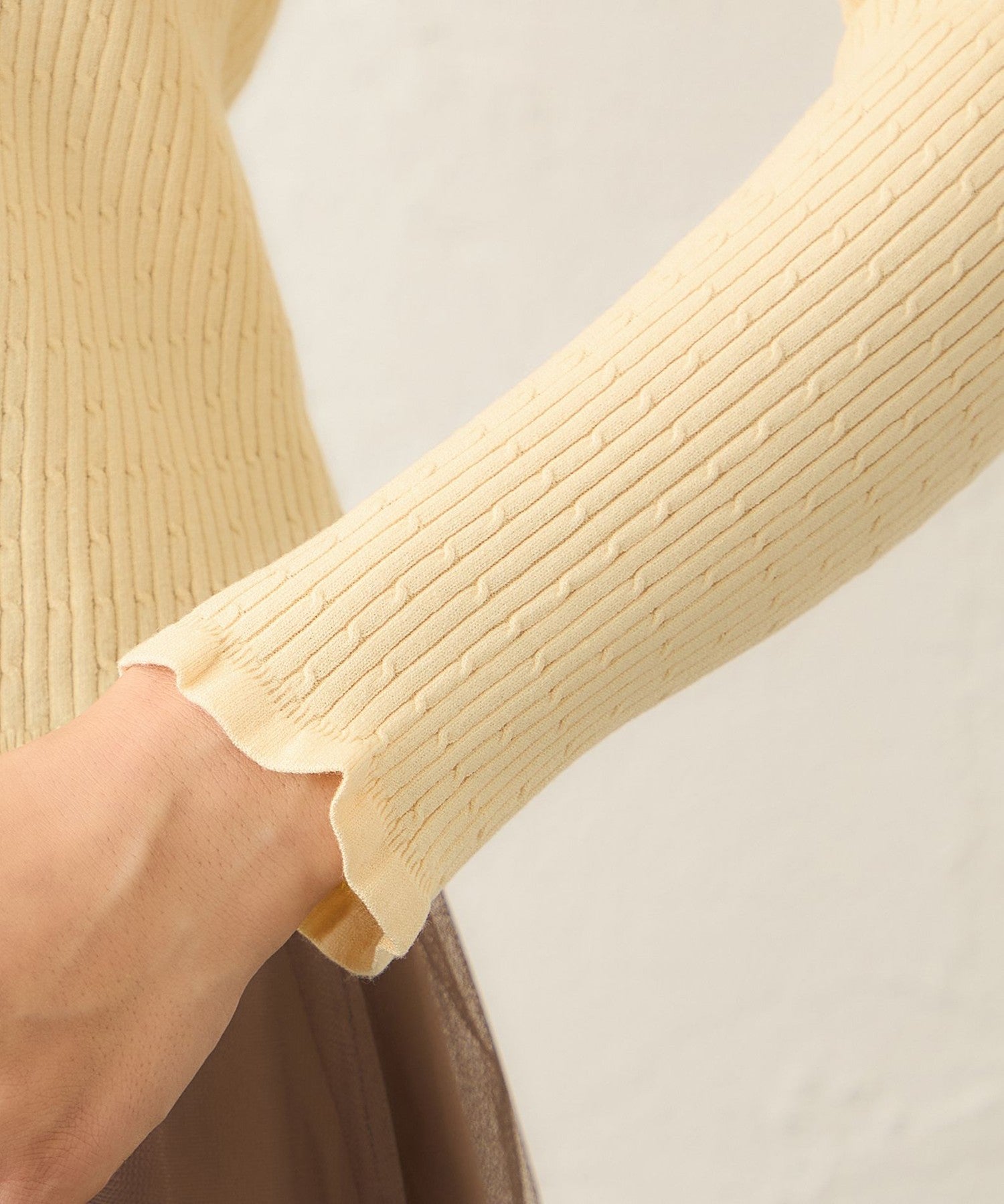 2361-W5N1366560__Q,60,