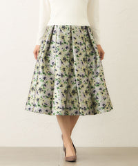 アンティークフラワー刺しゅう タックスカート(スカート)｜TO BE CHIC