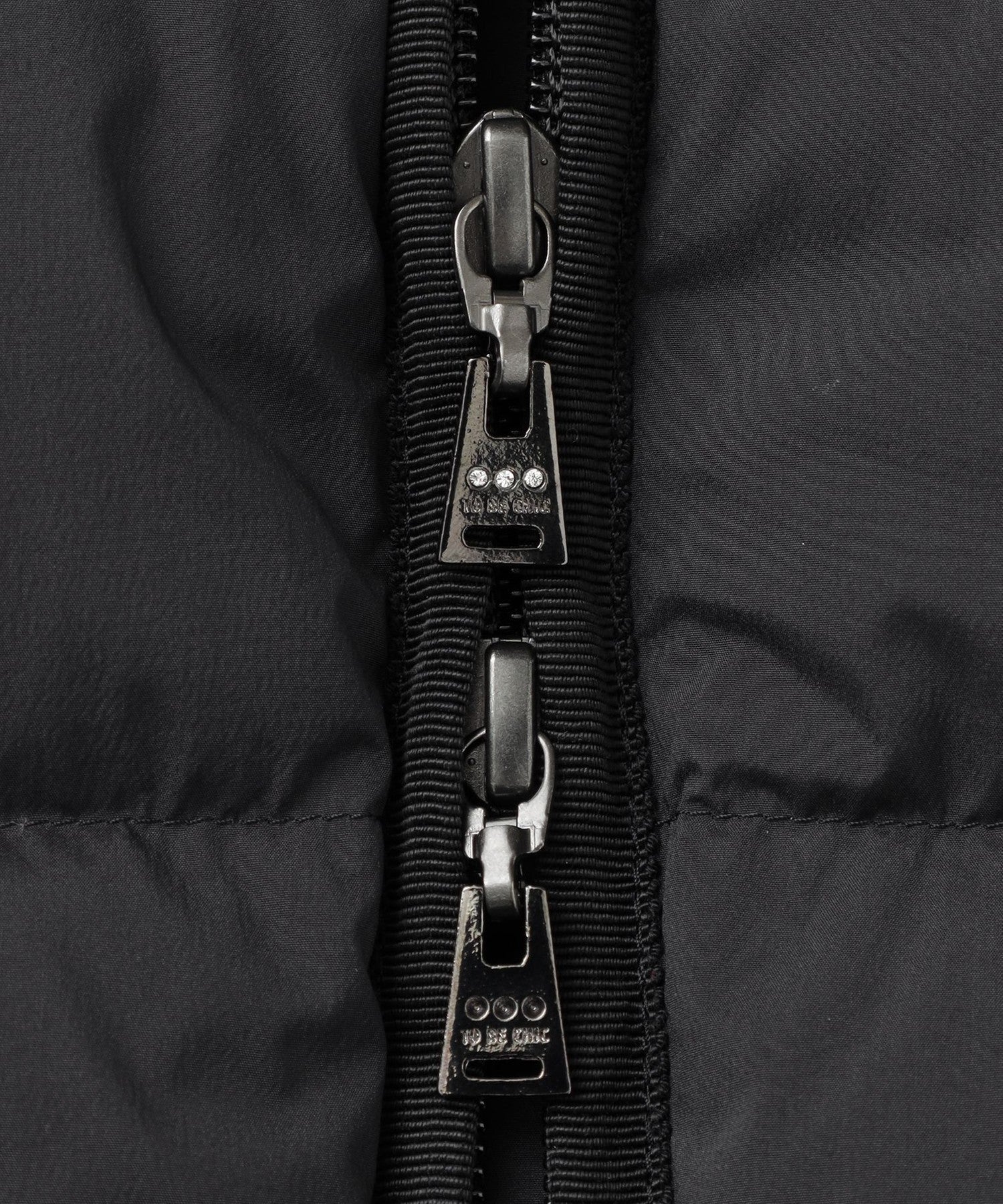 2362-W7A0643609__Q,09,