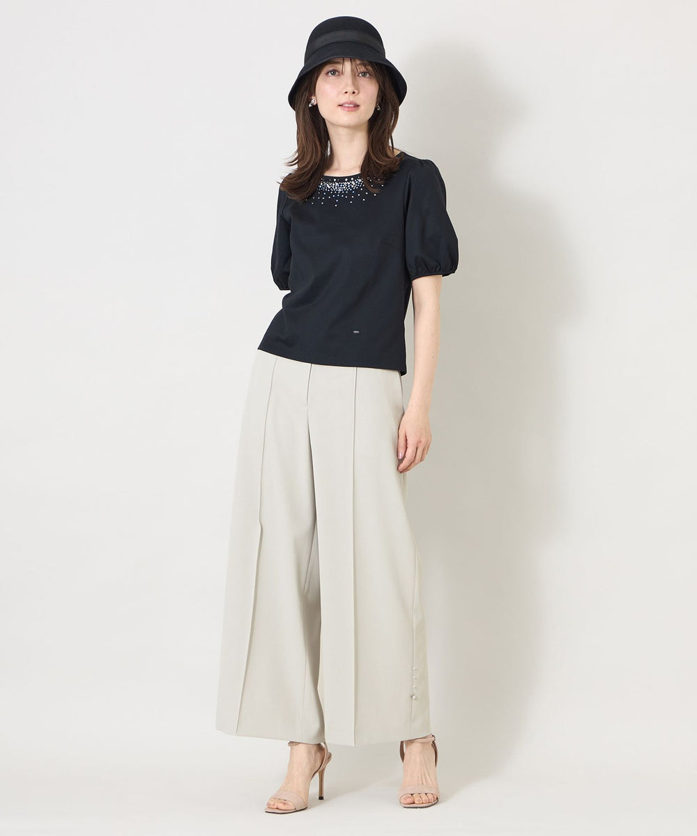 miyo様専 新品TO BE CHIC フラワーモチーフビジューカットソー(P) L】ビジュー＆ホットフィックス カットソー(トップス)｜TO BE CHIC