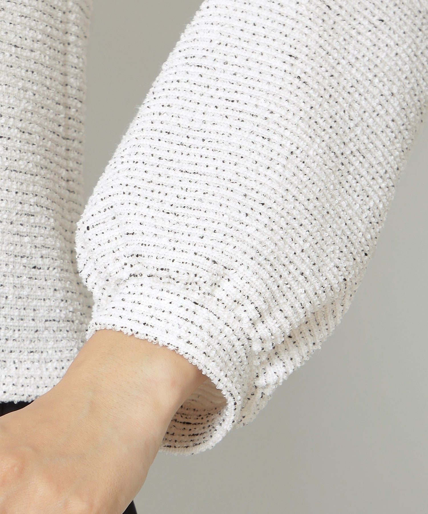 2362-W7P1044502__M,02,