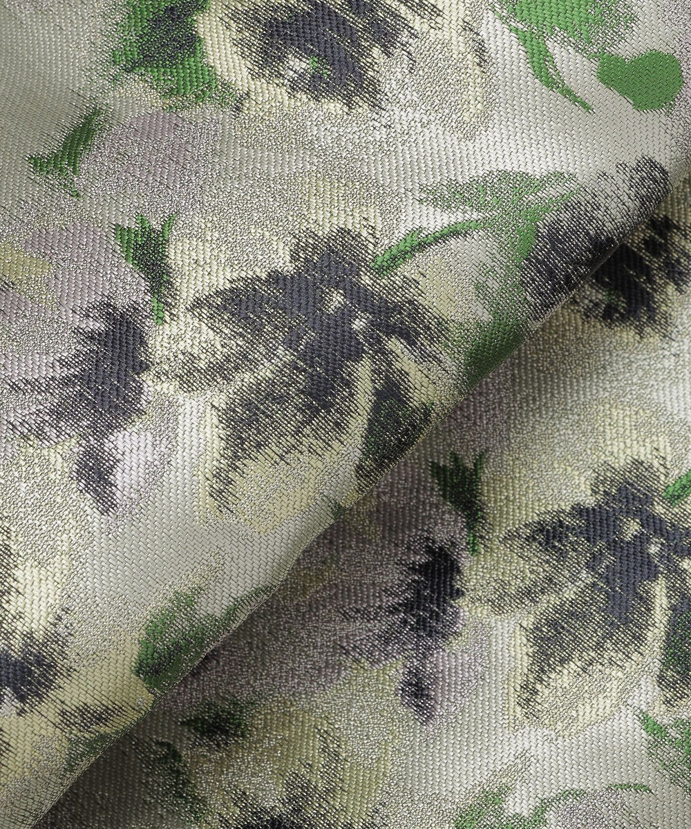 トゥービーシック/スズラン刺繍タックスカート トゥービーシック