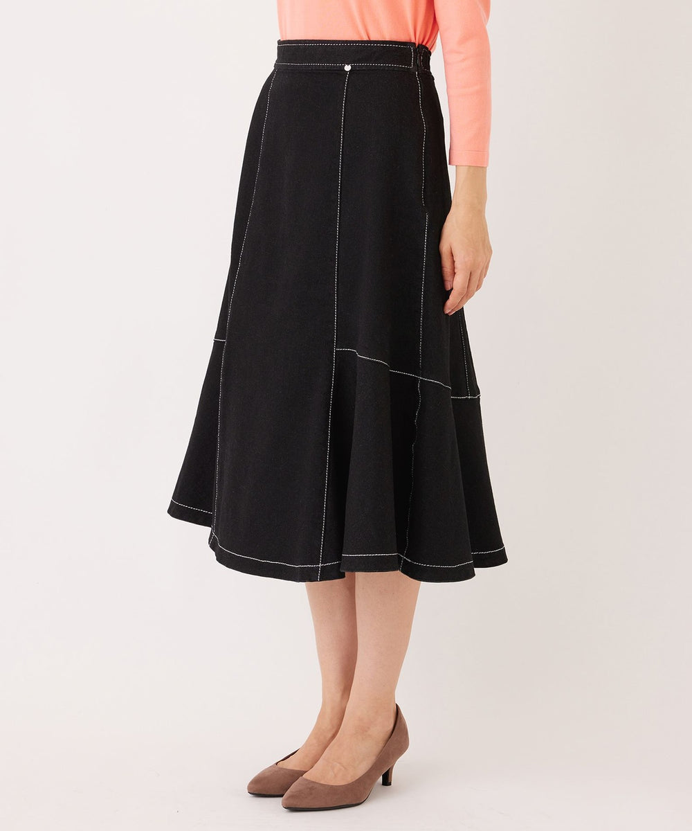 L】ブラックデニム フレアスカート(スカート)｜TO BE CHIC(トゥー ビー