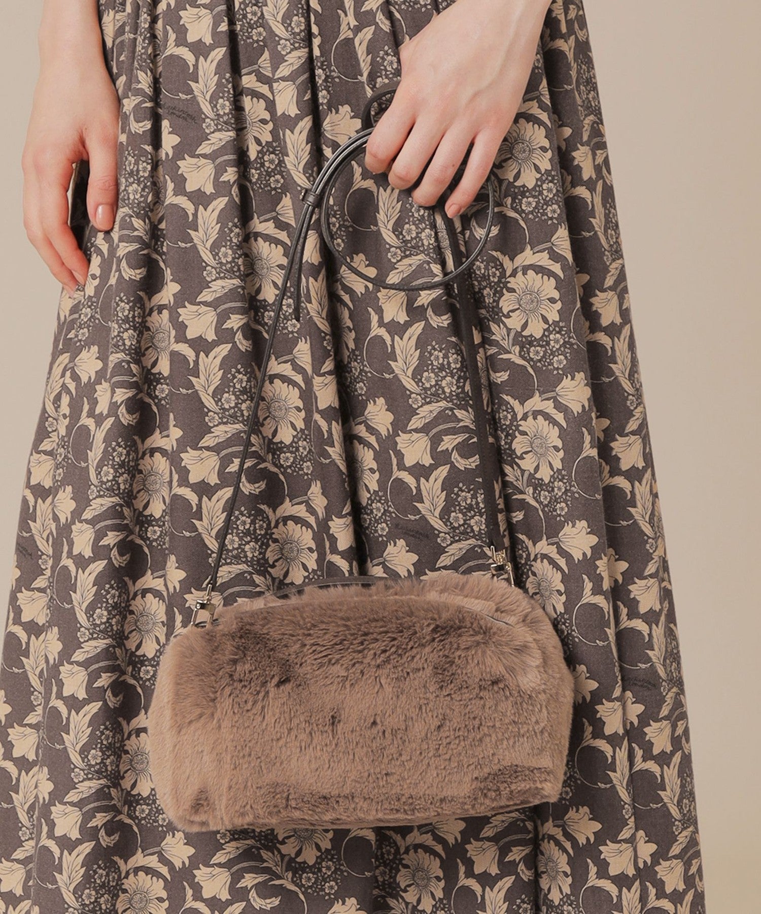 2511-G510462406__J,06,