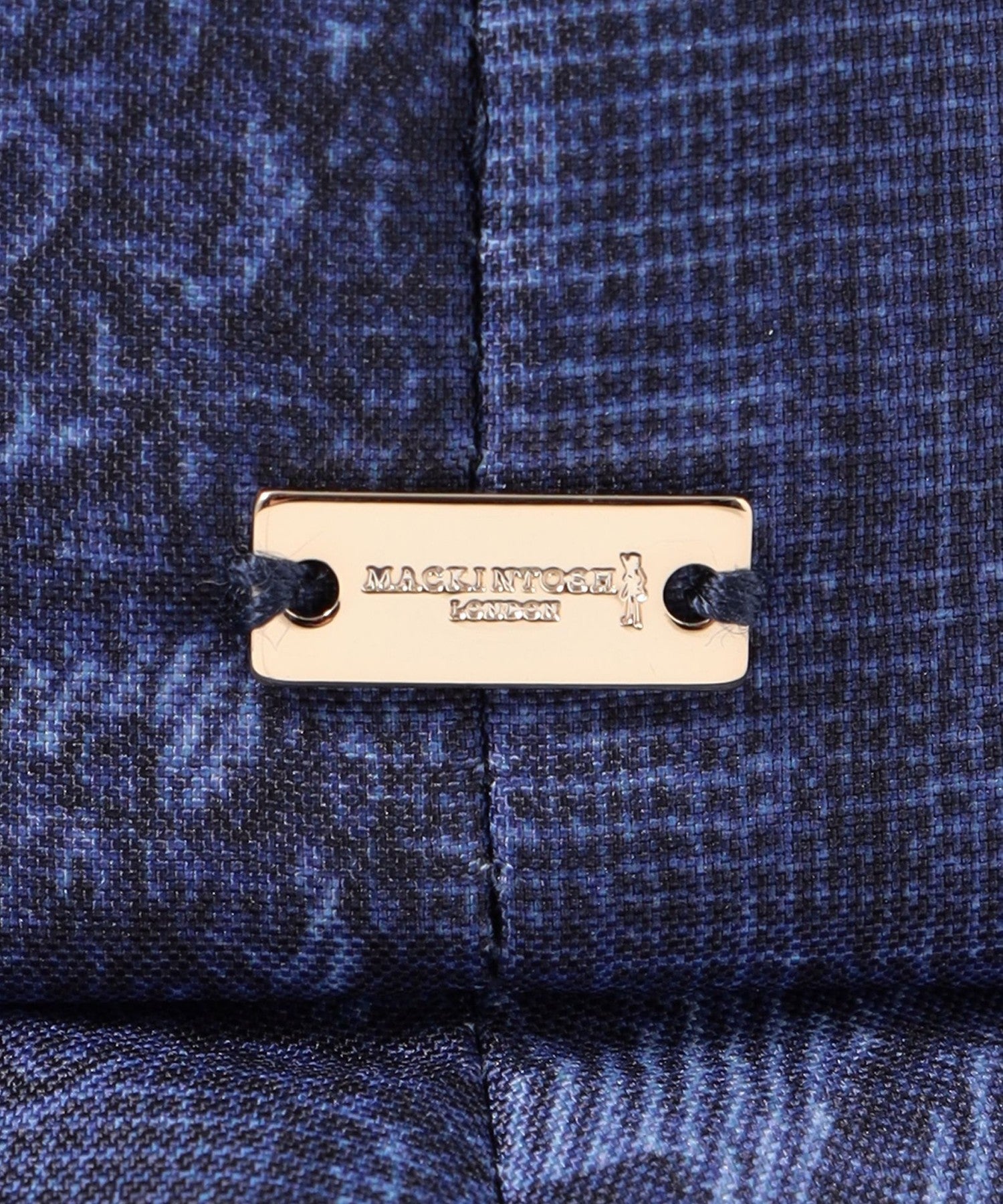 2511-G550355628__Q,28,