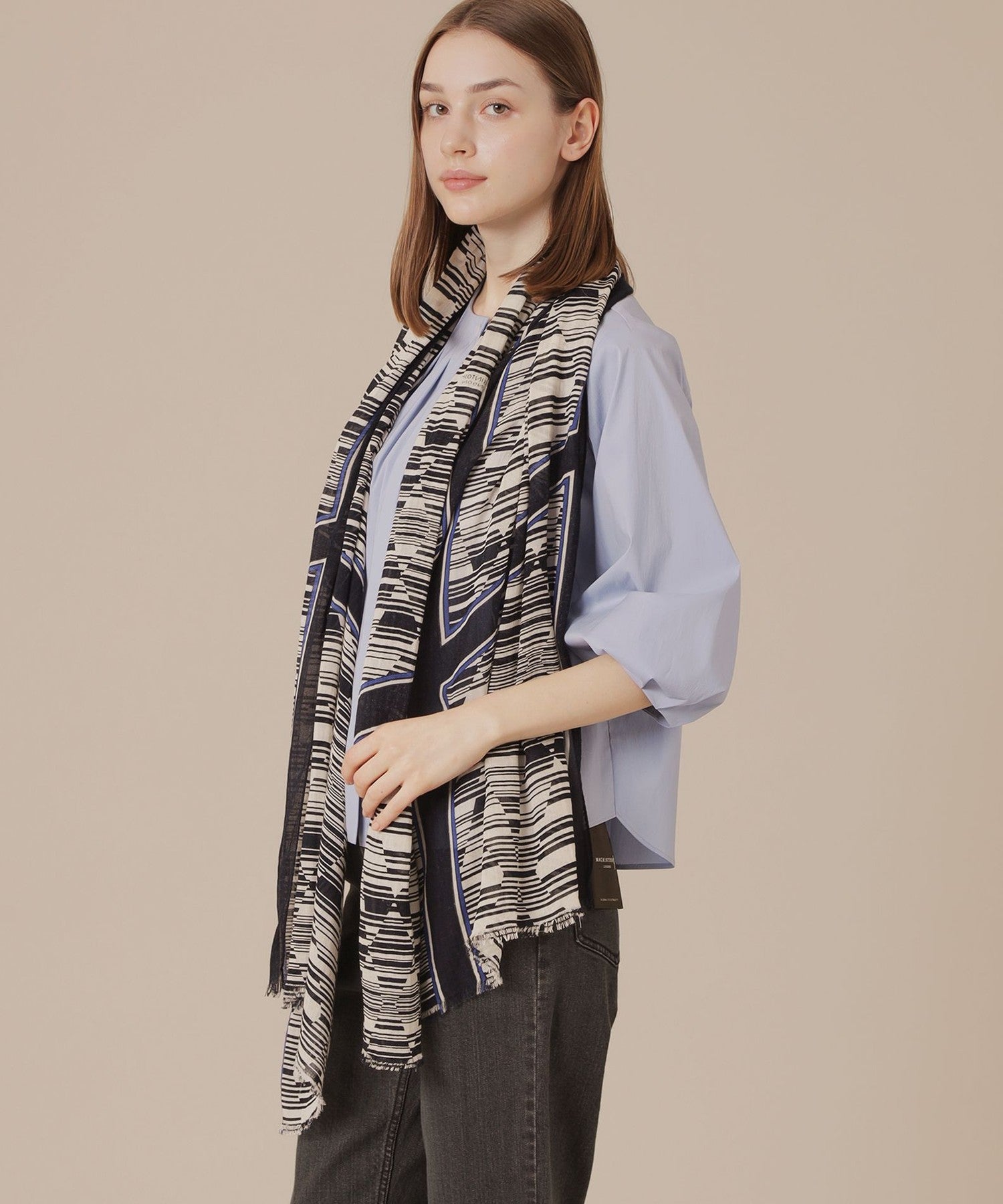 2511-G570160328__A,28,