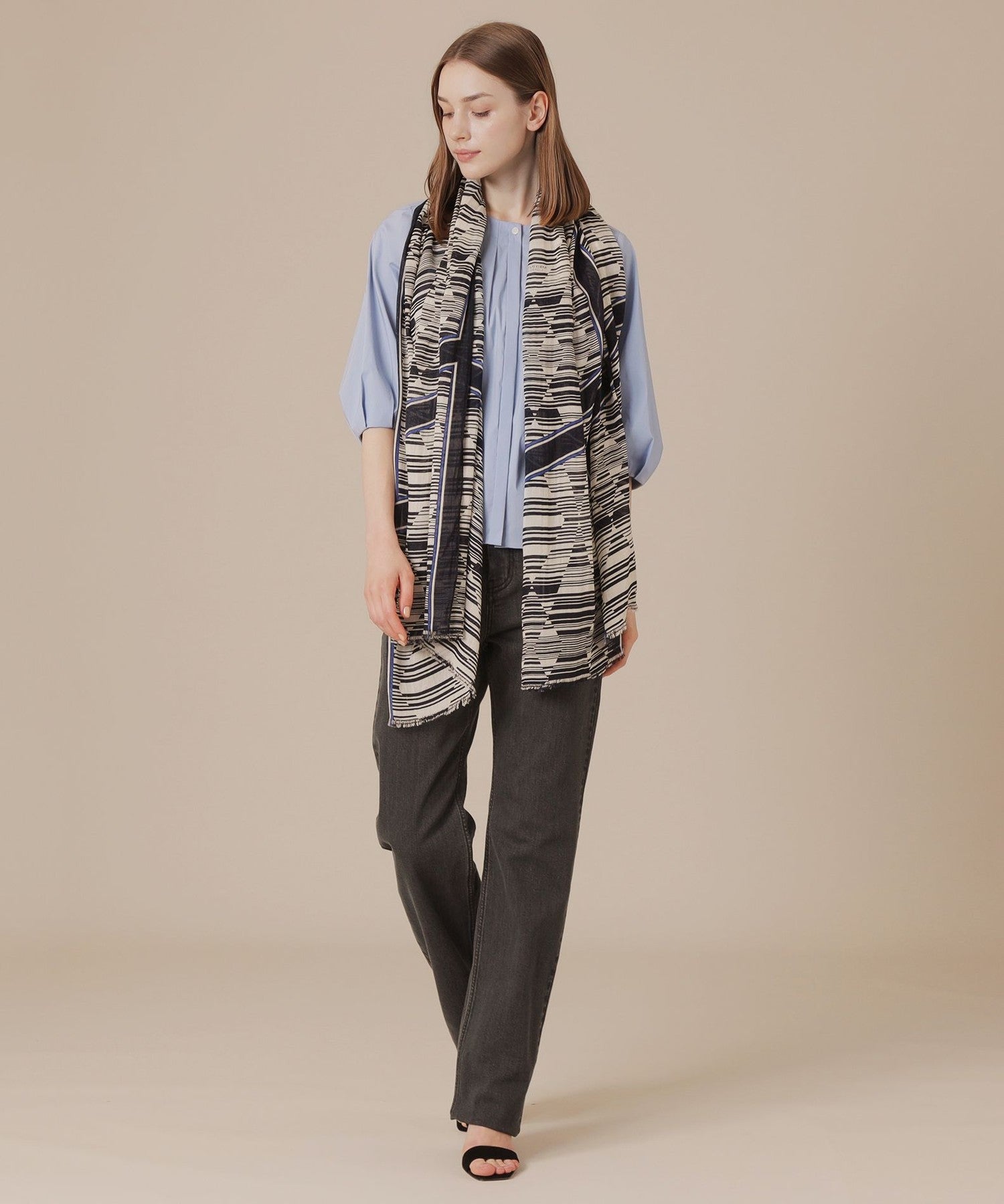 2511-G570160328__L,28,