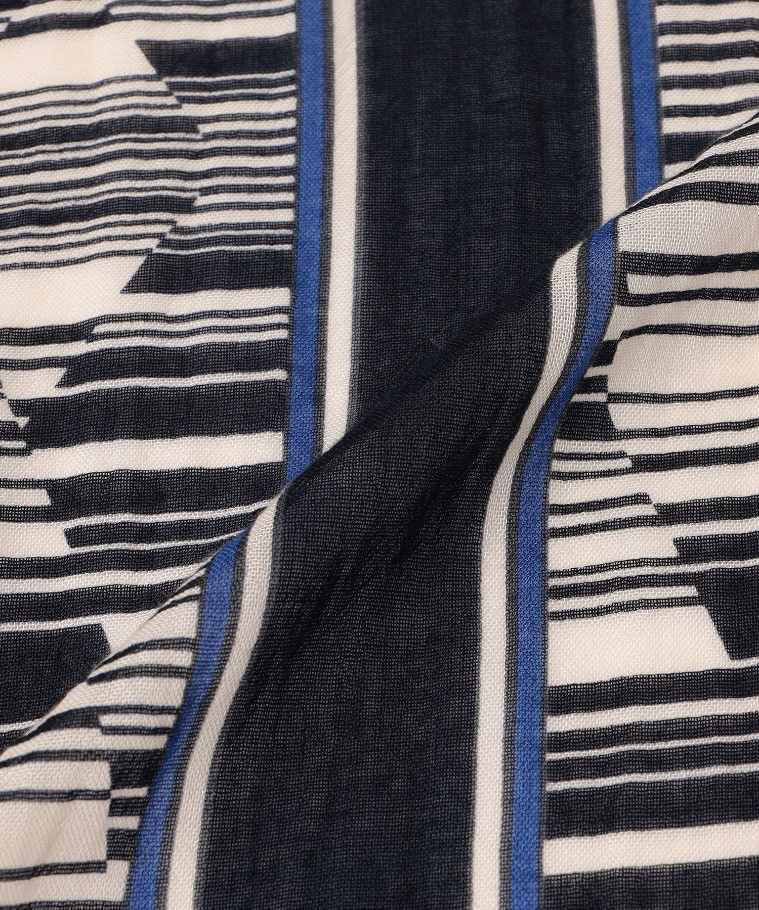 2511-G570160328__N,28,