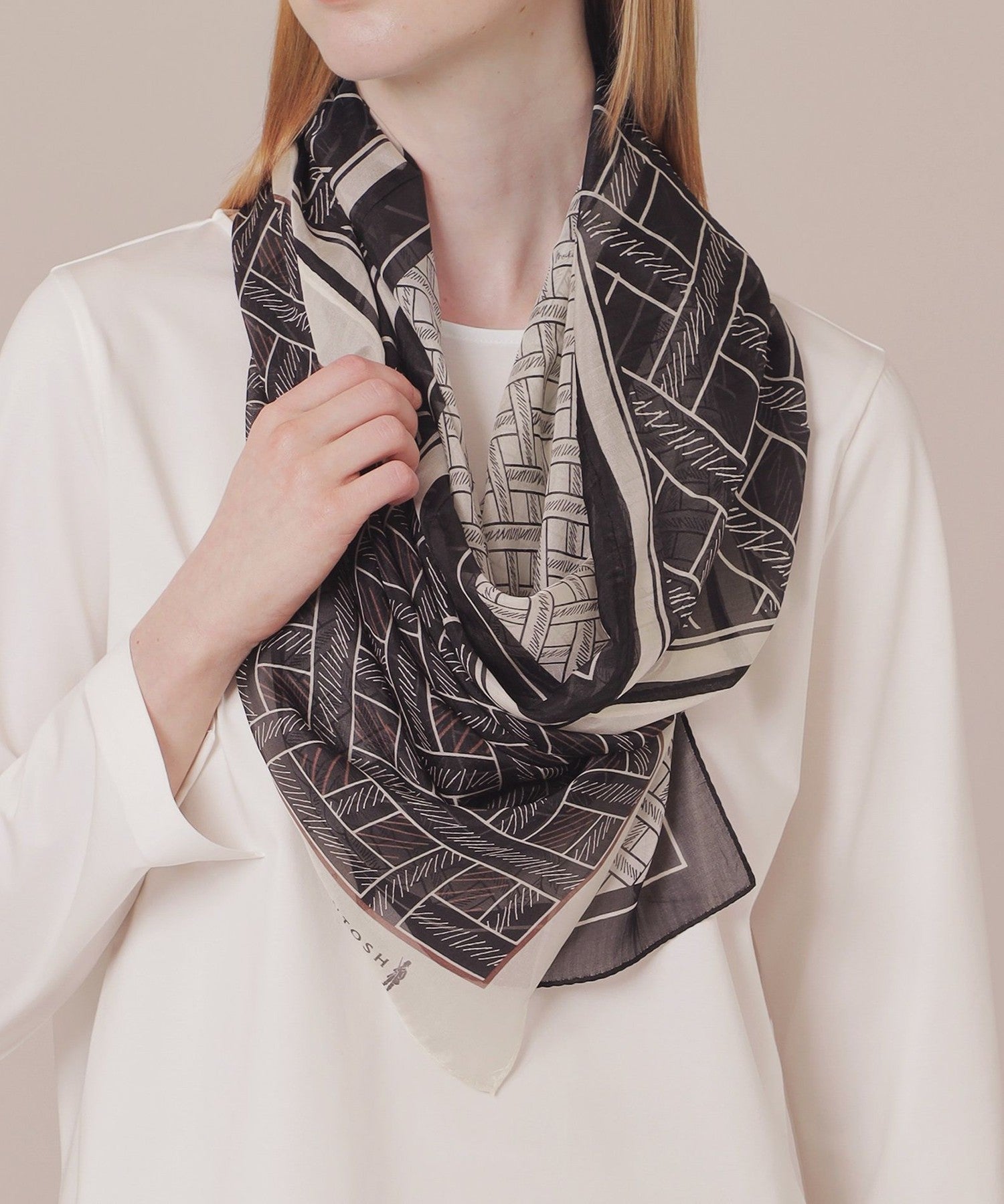 2511-G570230528__I,28,