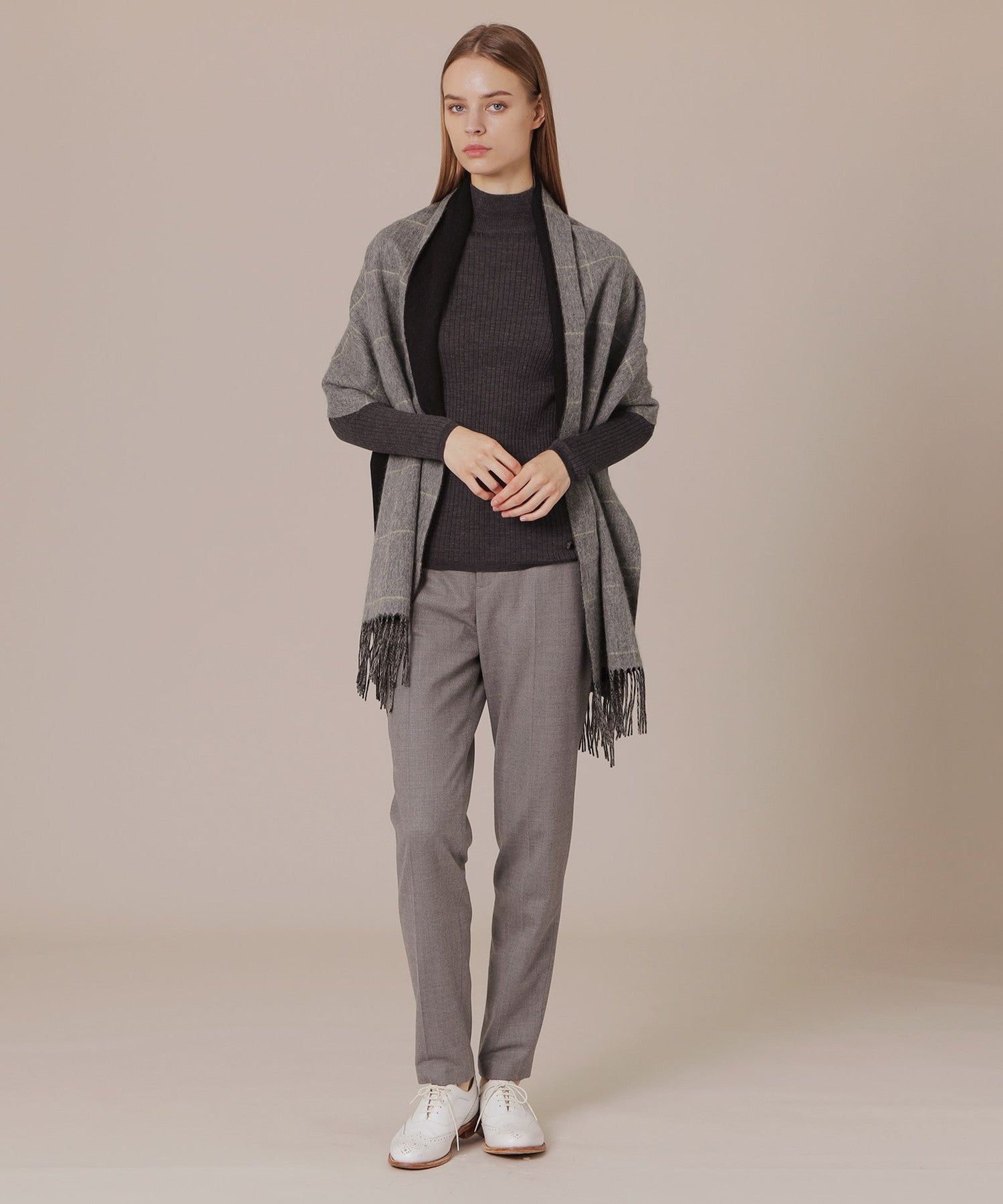 2511-G570822425__E,25,