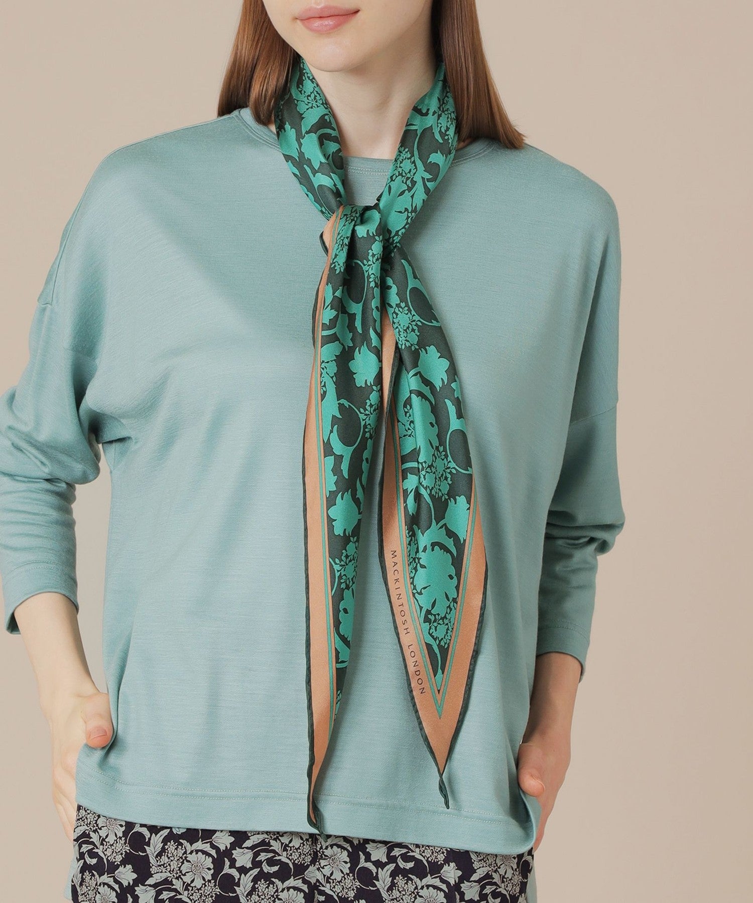 2511-G570861970__A,70,