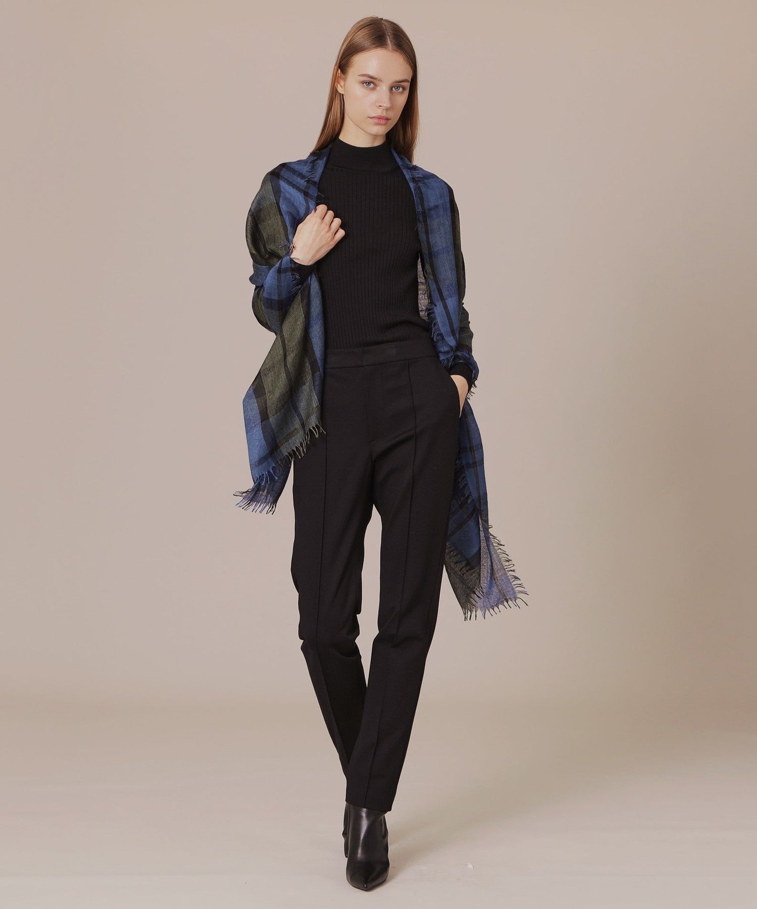 2511-G570920025__E,25,