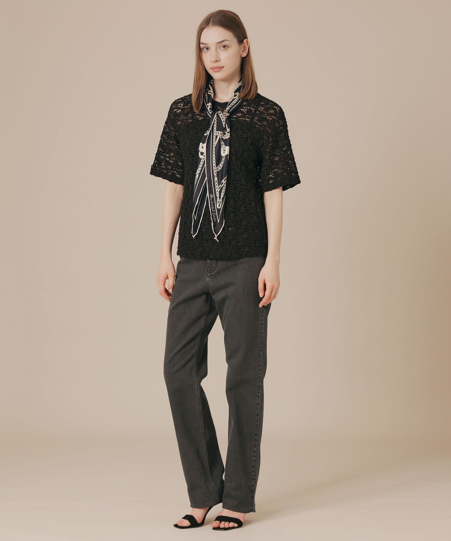 2511-G572362828__J,28,