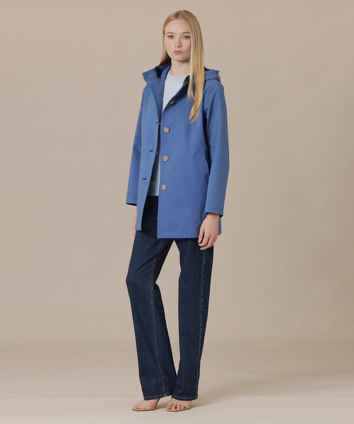 2511-G5A0372424__I,24,