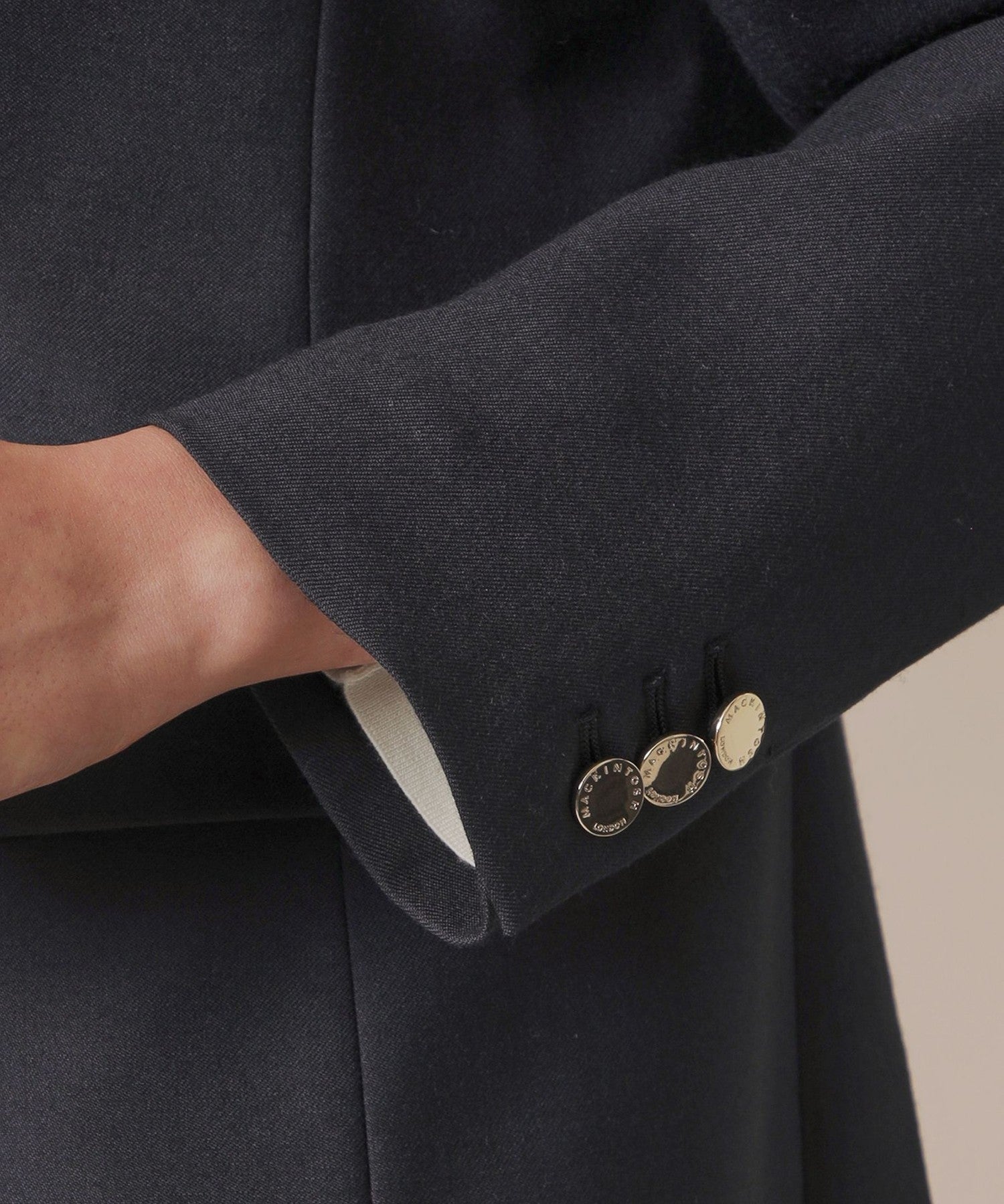 2511-G5E0442528__P,28,