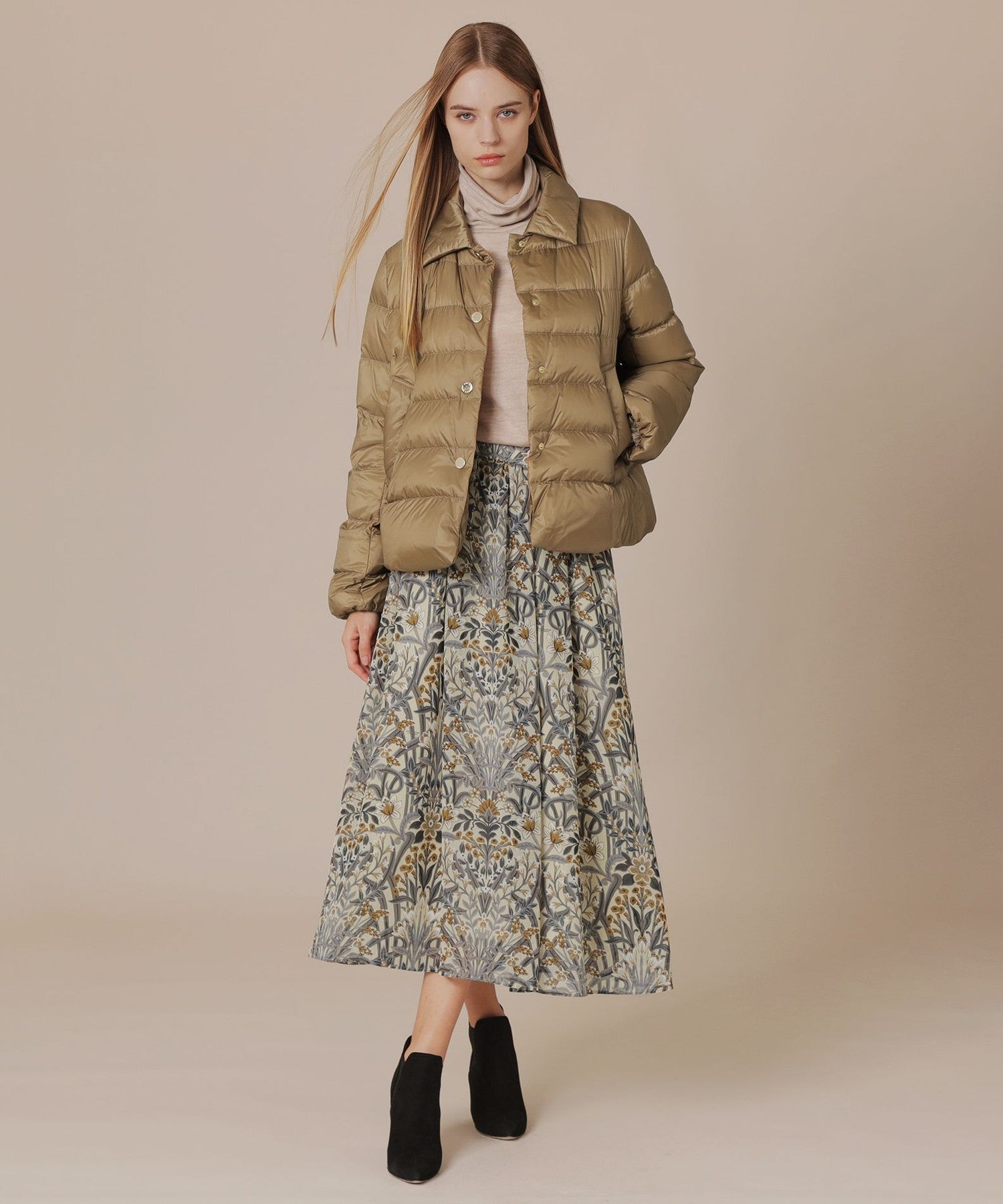 2511-G5F0845328__J,28,