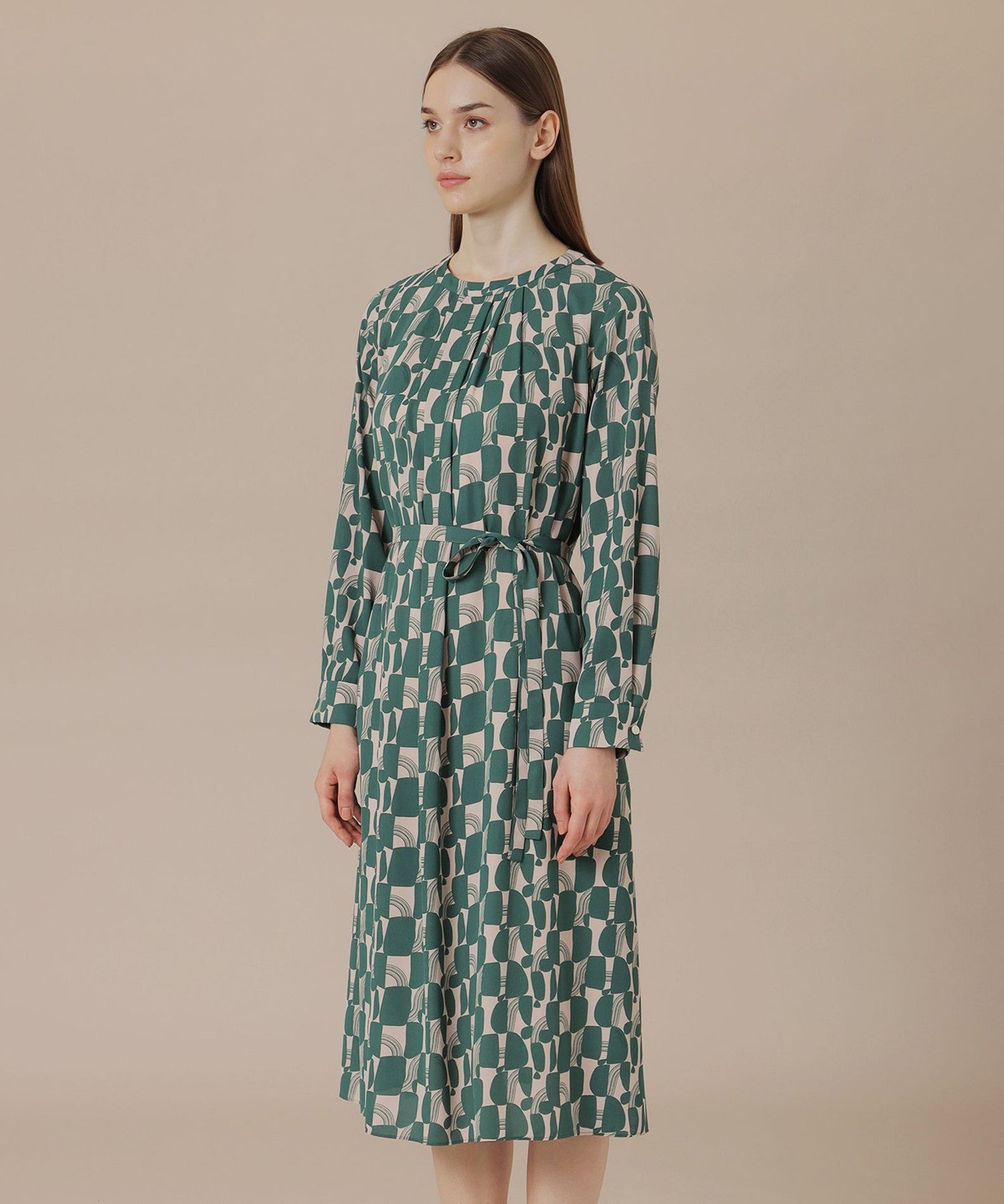 2511-G5J1164370__N,70,