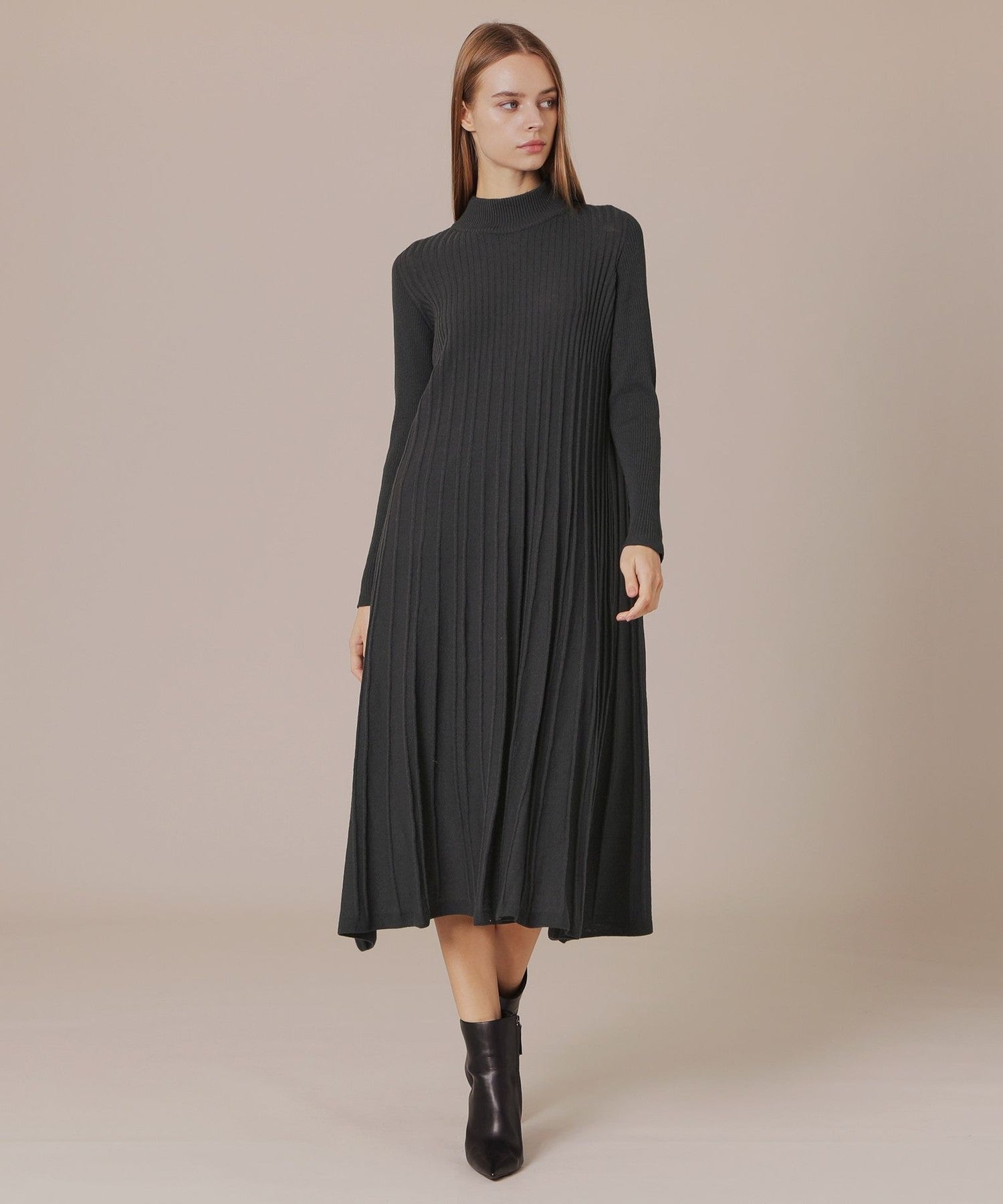 2511-G5J1420725__E,25,