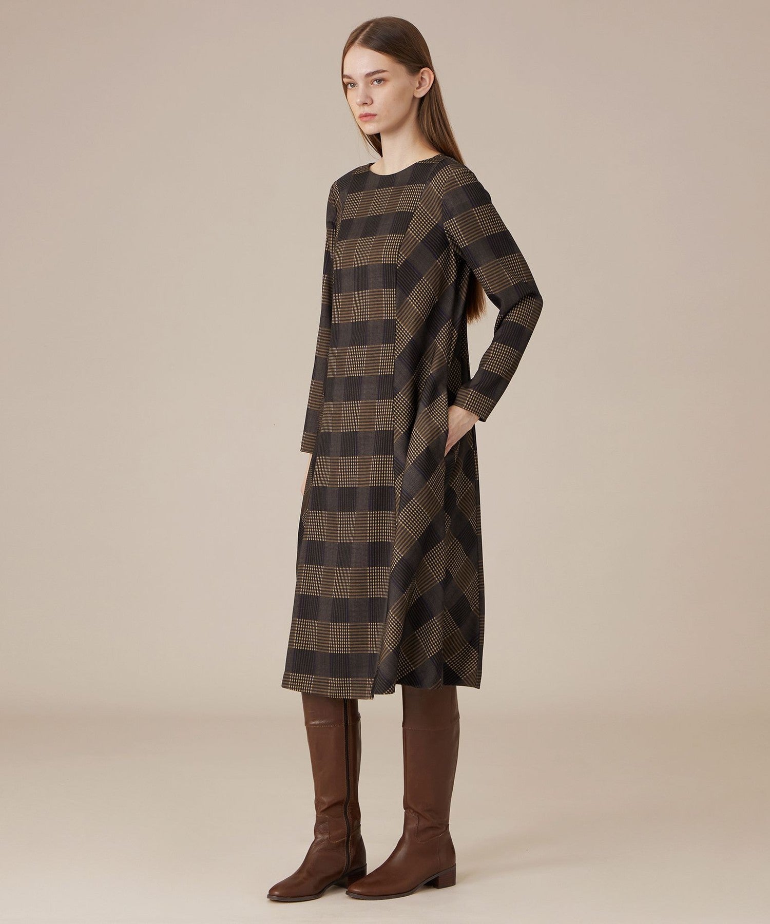 2511-G5J1768309__K,09,