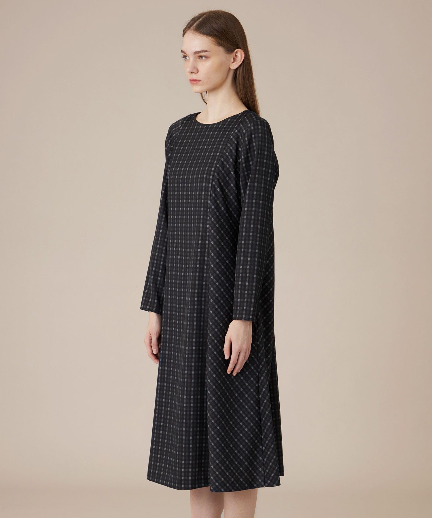 2511-G5J1768309__M,09,