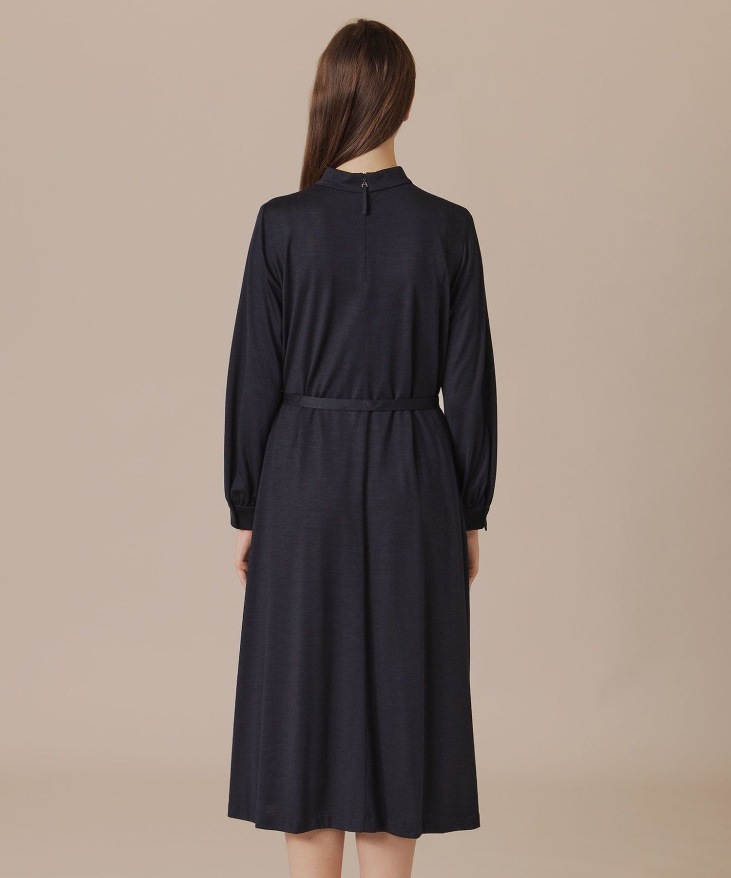 2511-G5J2147528__M,28,